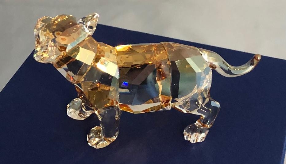 SWAROVSKI TIGER CUB STANDING SCS ANNUAL EDITION 2010 1016677 – NEW IN BOX W COA