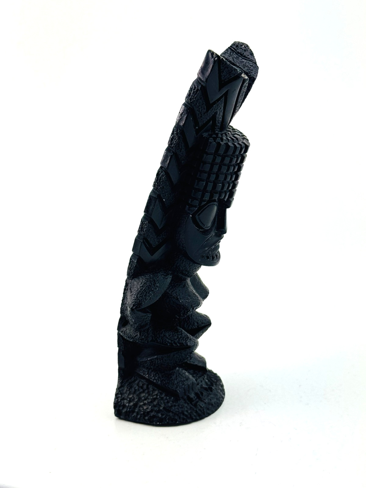 Vintage 1977 Coco Joe’s 16-291 Lava Resin Sculpture Woman Carrying Object 7.75″
