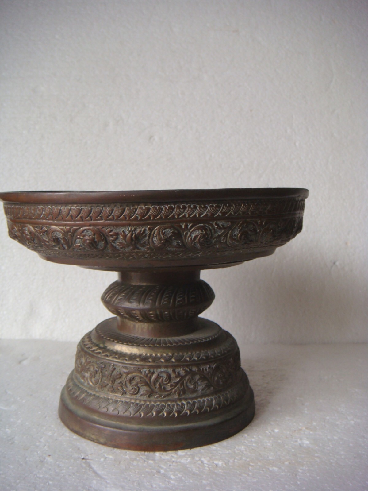 RRR RARE Antique Vintage Copper Fruit Bowl Hand Made-Carved