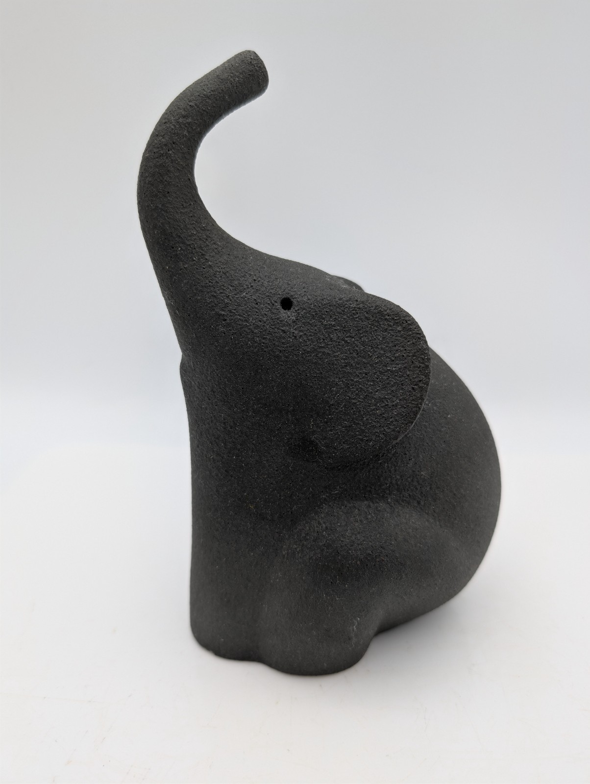 LineaSette Stoneware Elephant in Gray Made in Italy 7″ Tall