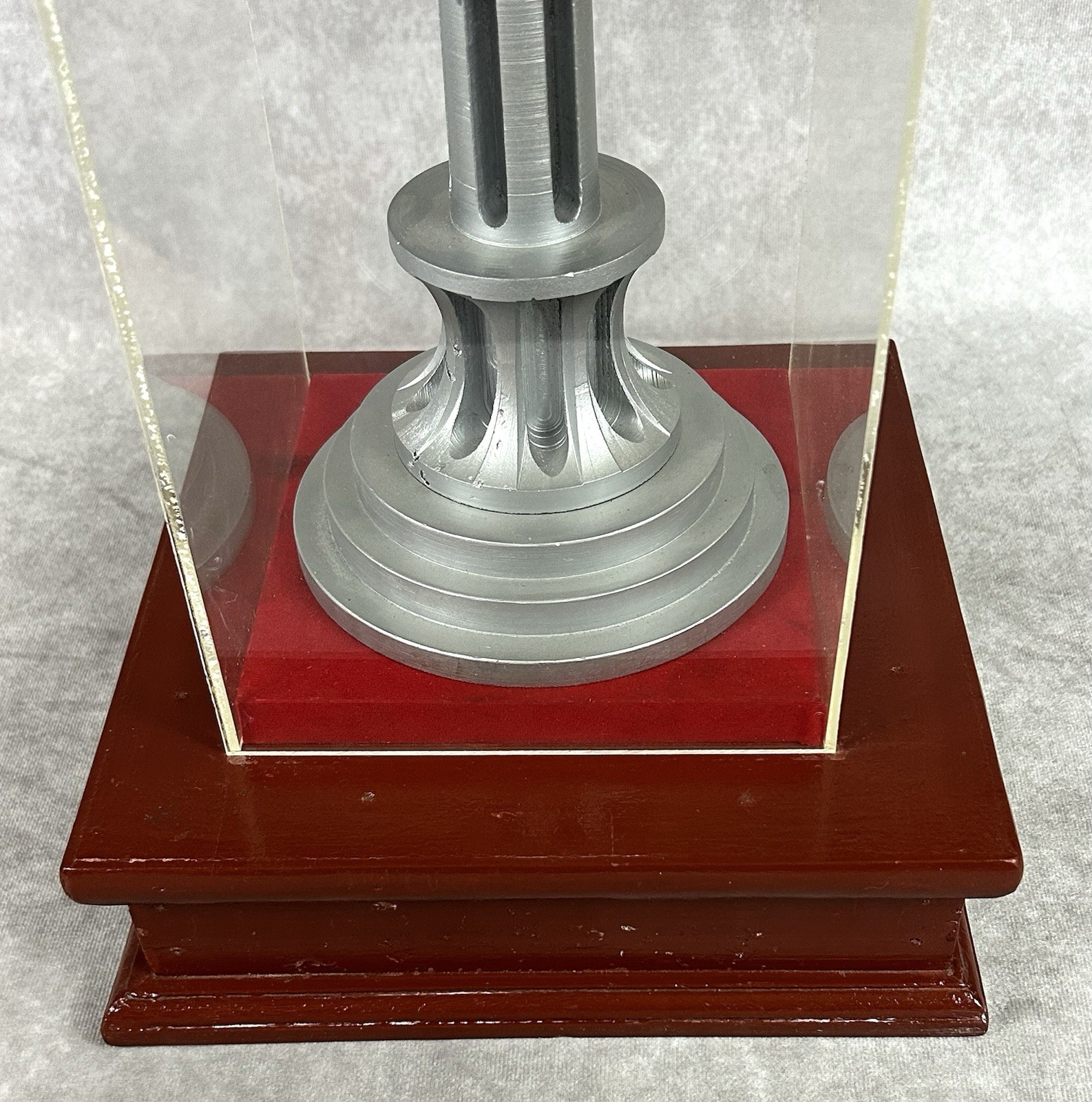 Vintage 1970s Minar-e-Pakistan Monument Statue Model Replica In Case 19.5”