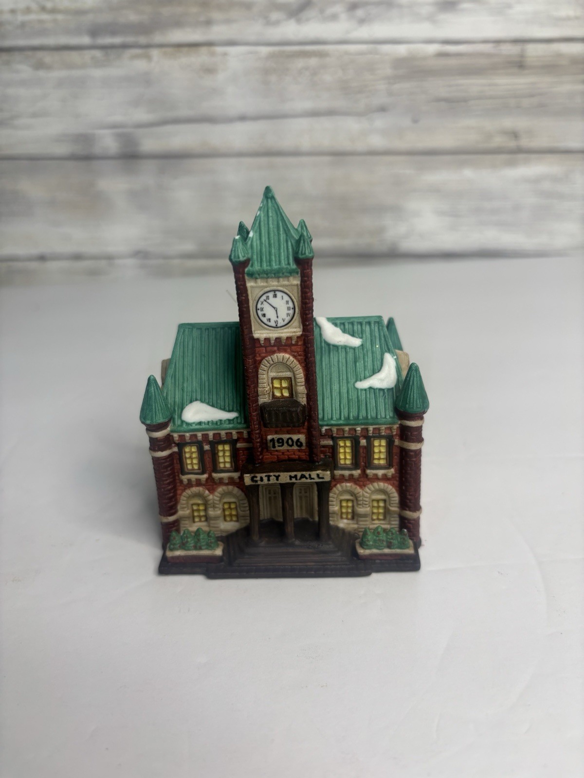 Department 56 Classic Christmas In The City Series City Hall Ornament