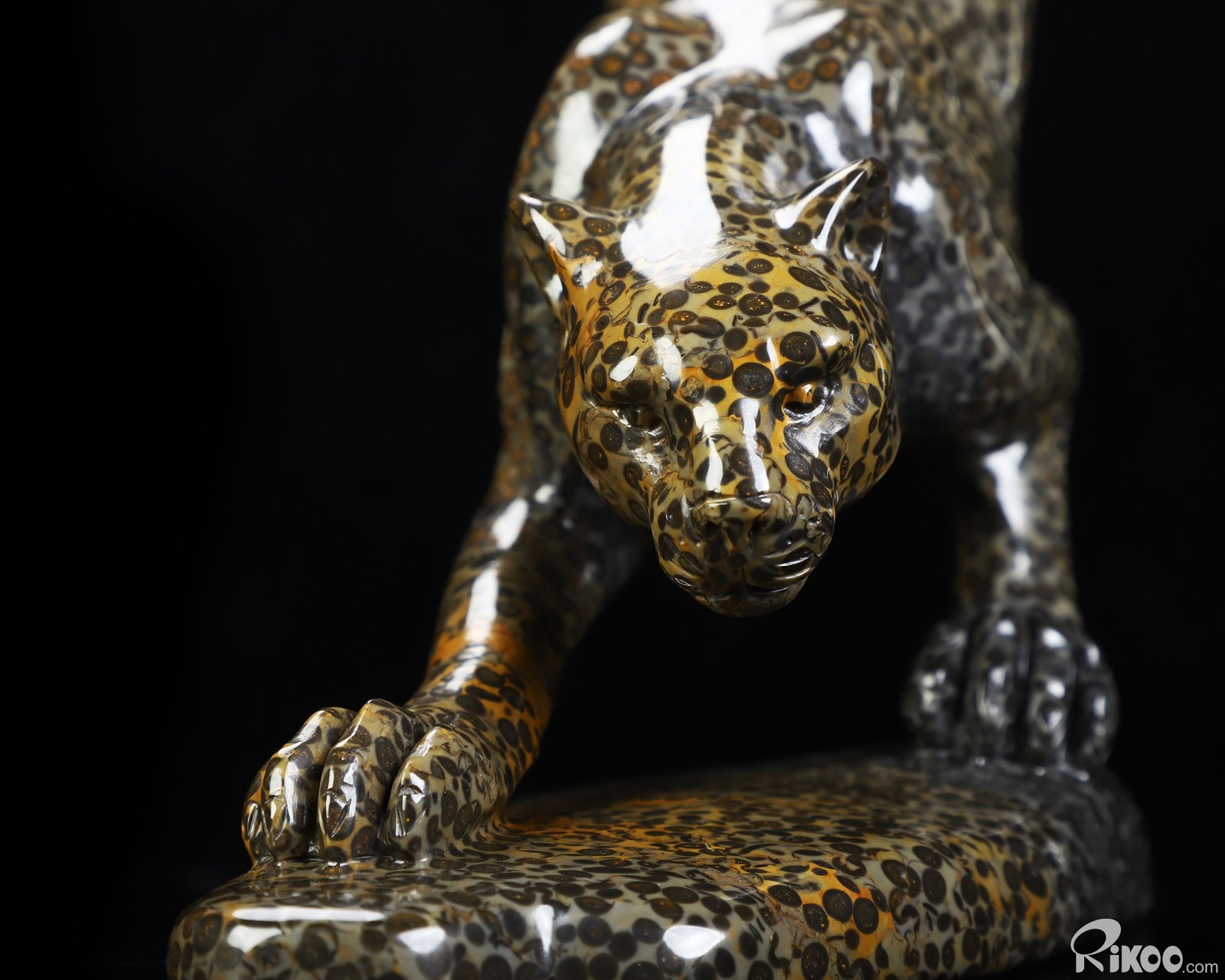 8.5″ Chinese Leopard Skin Jasper Hand Carved Crystal Leopard Sculpture, Healing