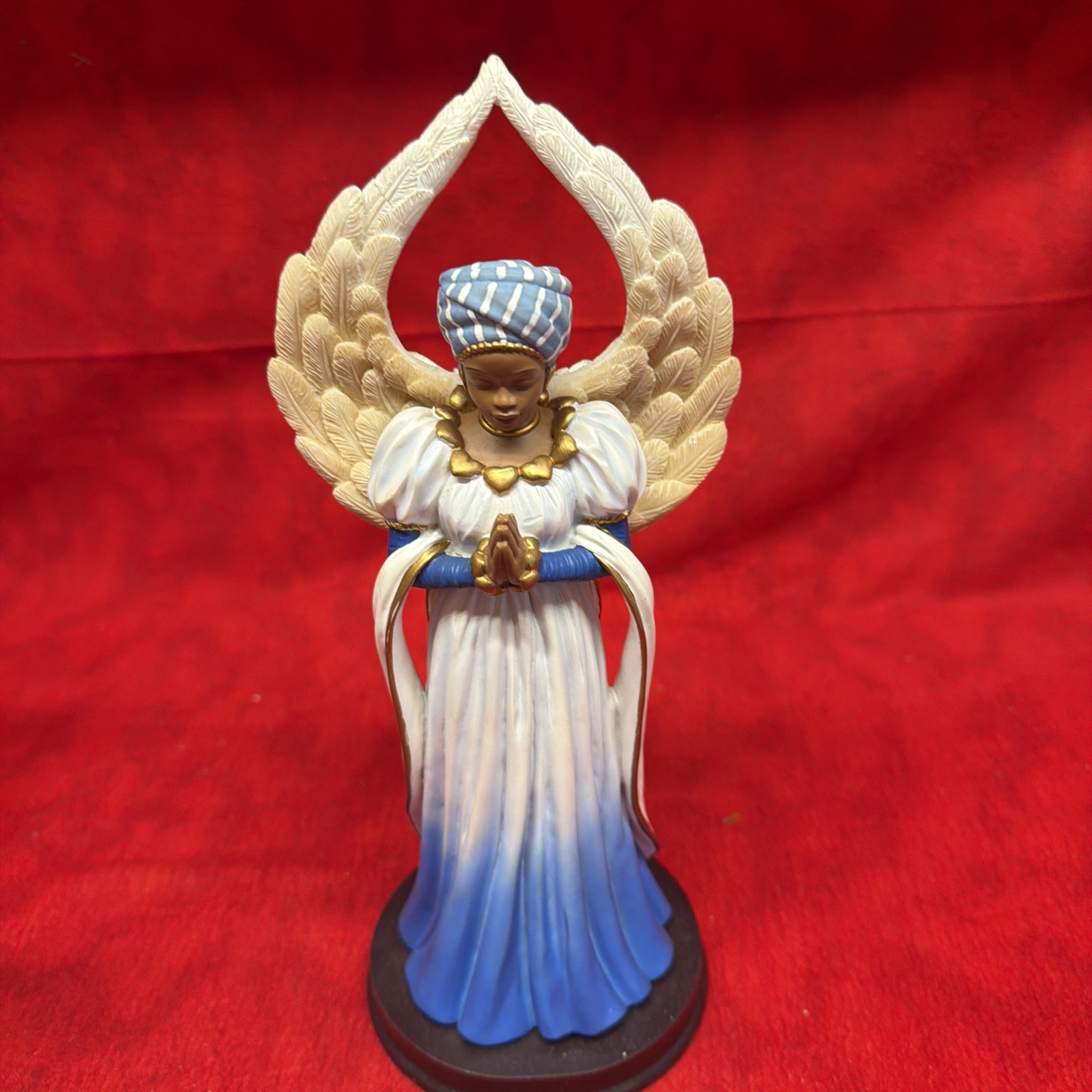 COLLECTIBLE EBONY TREASURES SERENITY ANGEL IN BLUE FIGURINE AFRICAN-AMERICAN