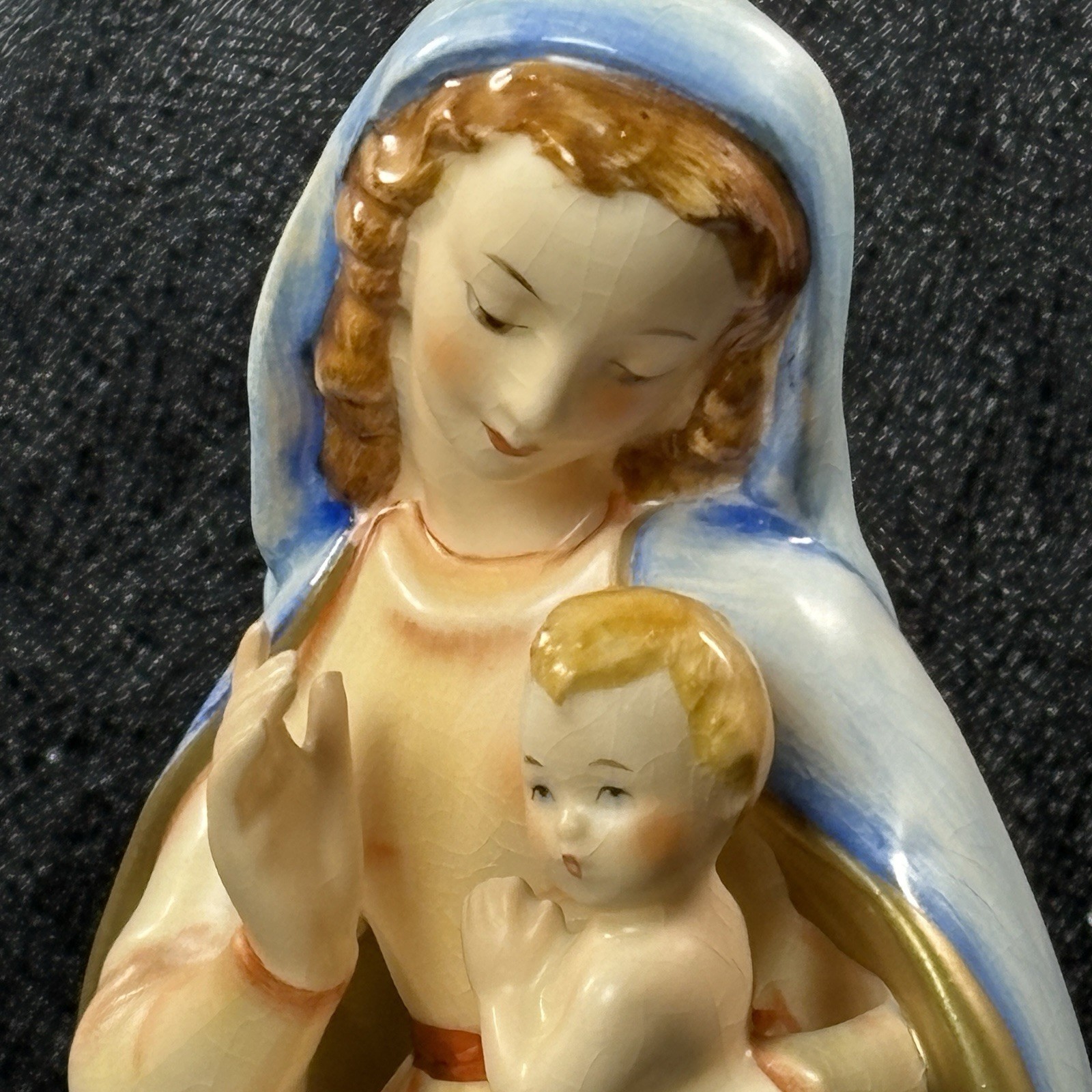 Vintage Goebel Madonna with Christ Child Figurine 40146-21 Mary and Jesus Unger