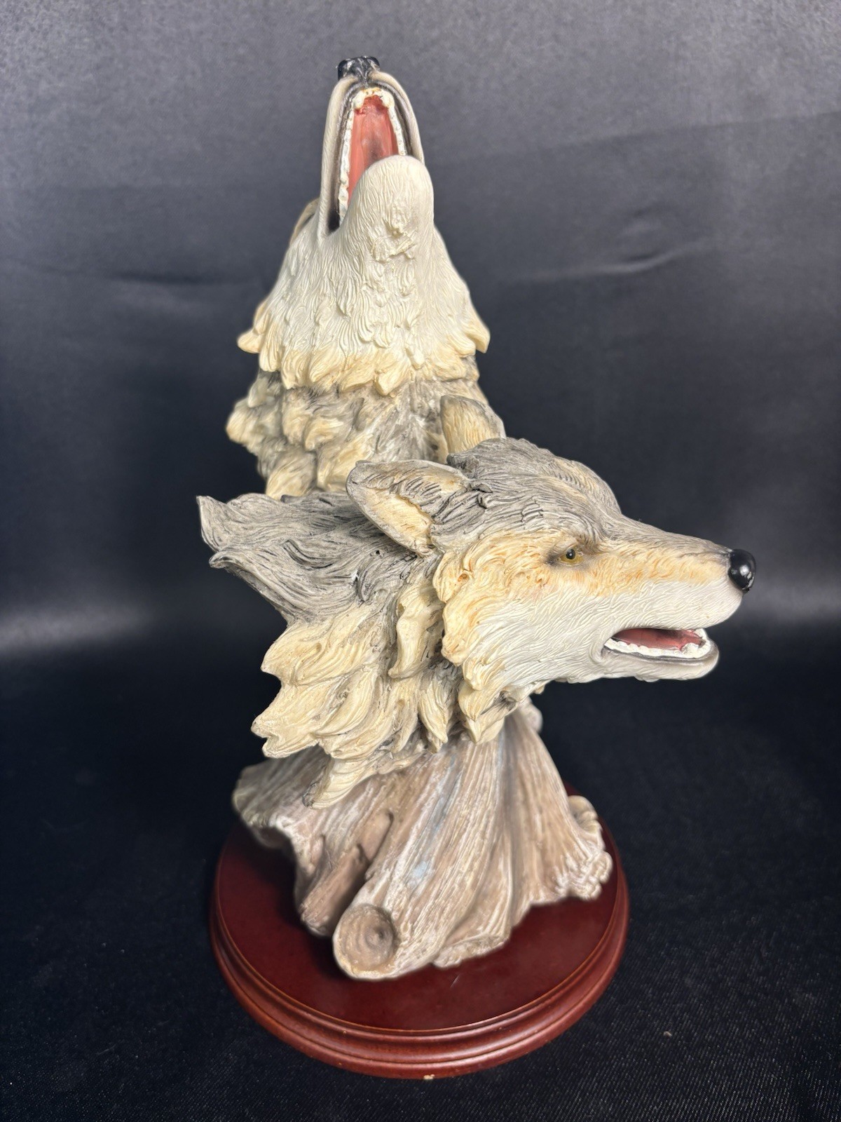 Double Wolf Head Figurine 11.5″ Realistic Wild Animal Statue Home Decor Wolves