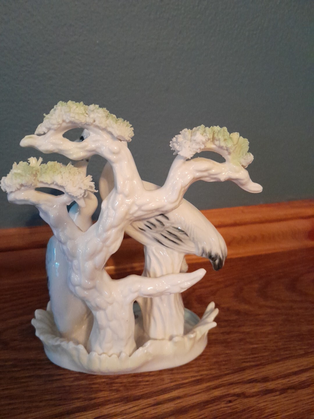 VINTAGE UCAGCO BONE CHINA EGRET BIRD FIGURINE, MADE IN JAPAN, NICE CONDITION!