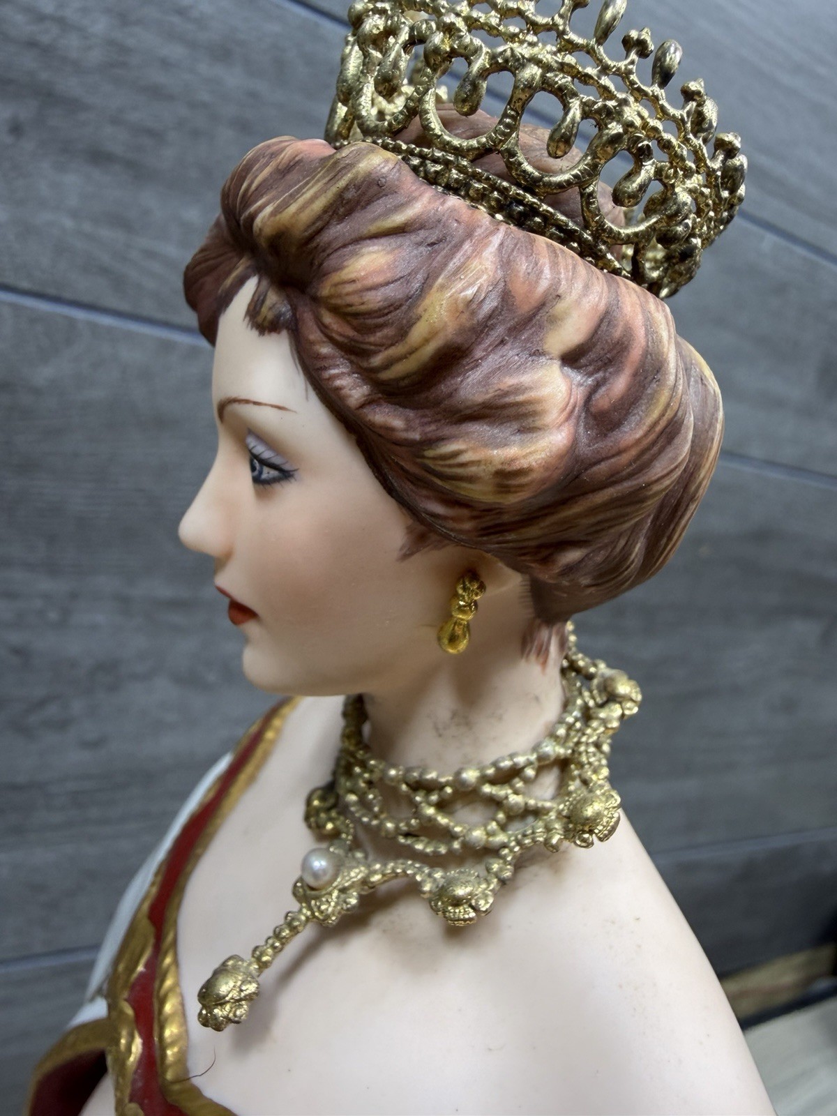 The Franklin Mint Faberge Empress Alexandra Porcelain Statuette 1989 Gold Statue
