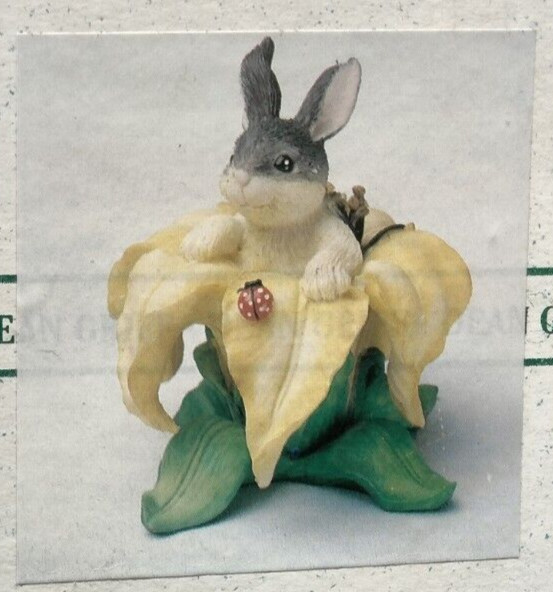 Charming Tails Binkey In A Lily 89/305 Dean Griff New Open Box 1994 Variation