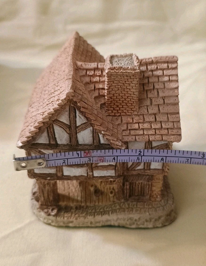 David Winter Cottages Lot Of 3 LittleMarket, Pilgrim’s Rest, Craftsmens Cottages