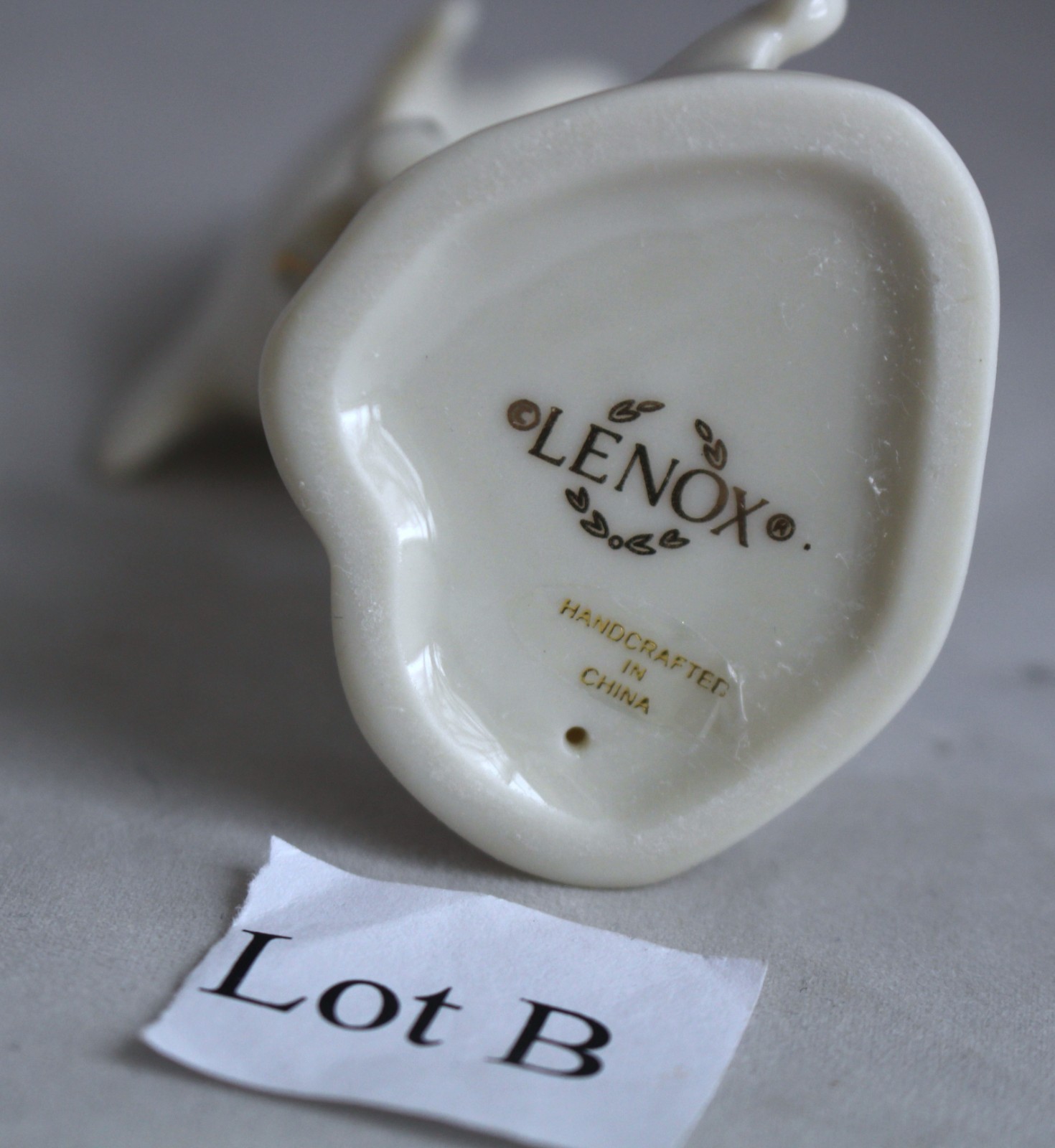 Lenox Leaping Dolphin Figurine Ivory Porcelain 24K Gold Accents 4″ Excellent