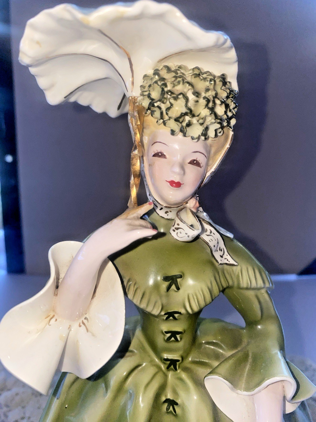 FLORENCE CERAMICS VIVIANE LADY with PARASOL VICTORIAN DRESS 50’s VINTAGE SIGNED