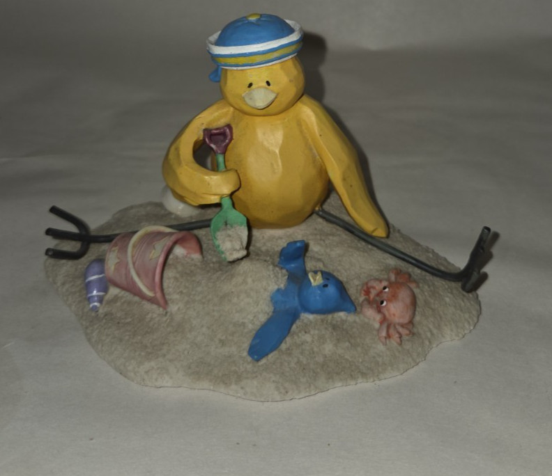 Russ Berrie Tweet Along With Me Lot of 4 Figurines Beach Birds
