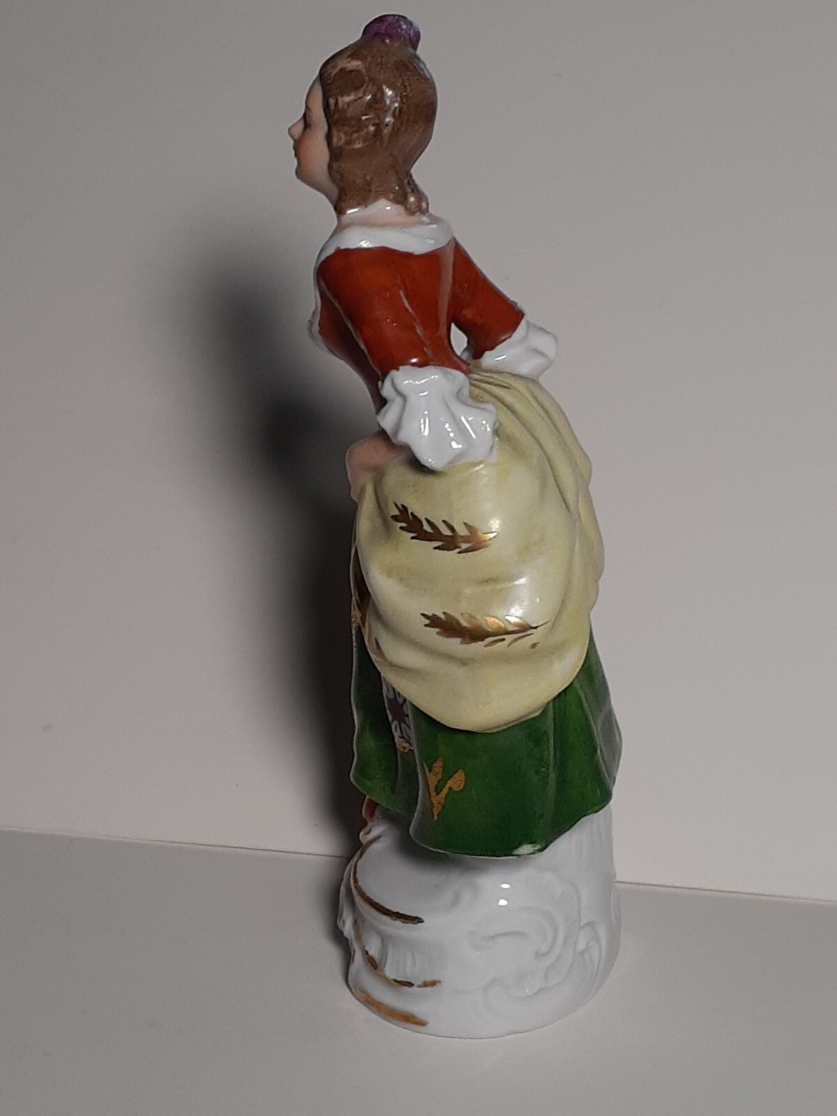Vintage Hand-Painted Porcelain Figurine Lady in Gown No Markings 6.25 inches