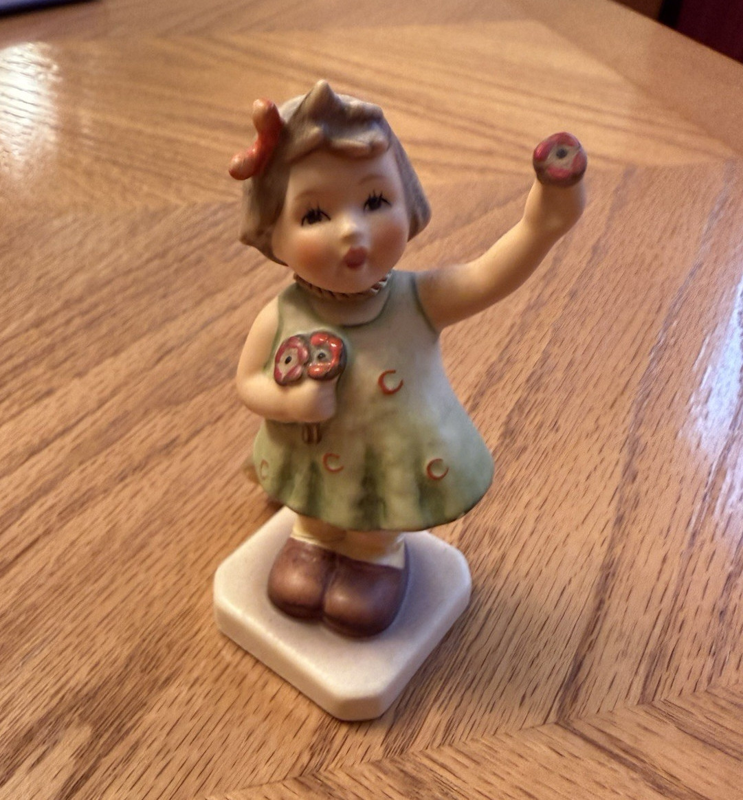 Goebel M.I. Hummel Club First Issue 1996 Painted Porcelain Girl Figurine