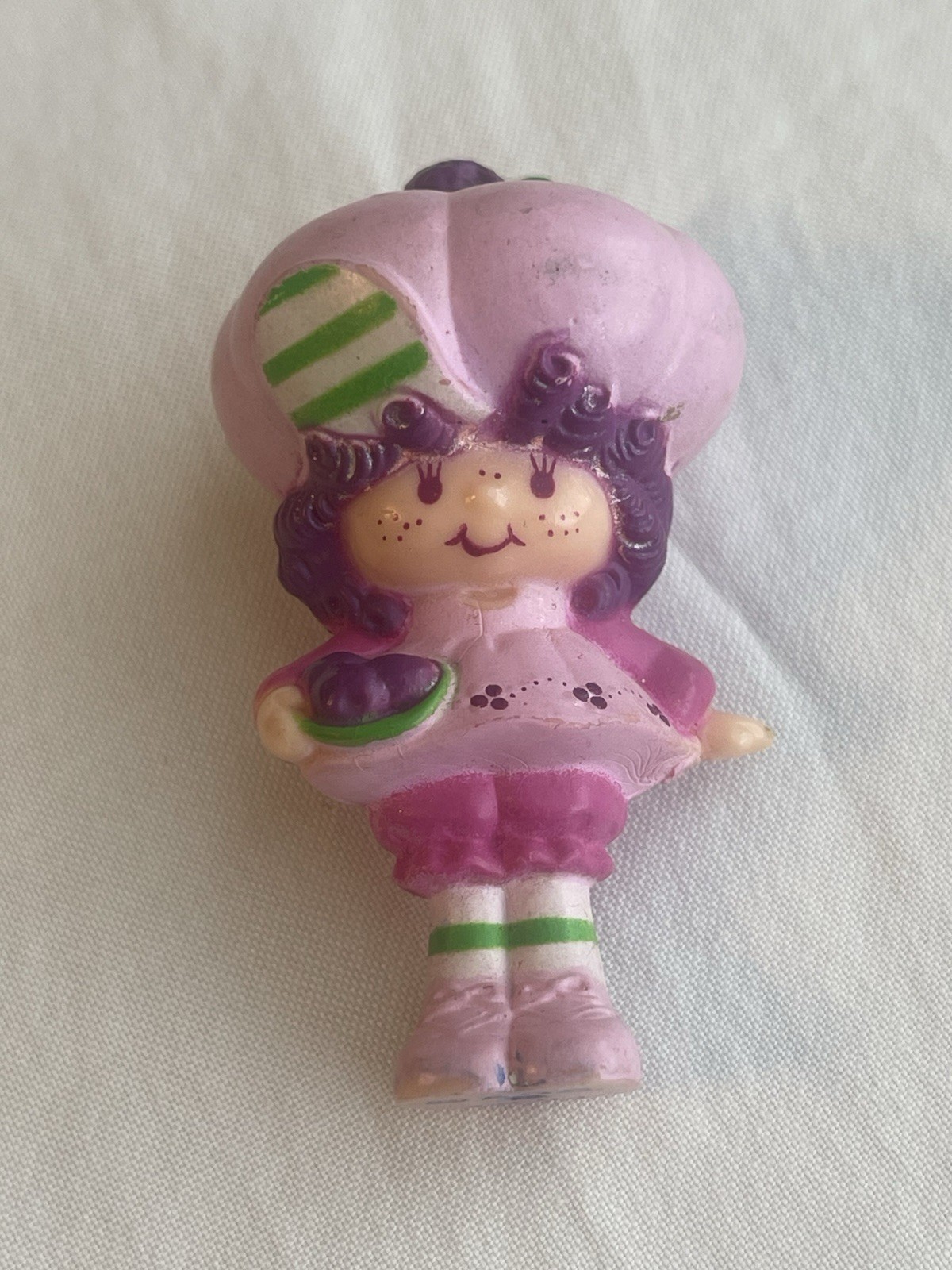 Vintage 1981 Raspberry Tart Strawberry Shortcake Vintage PVC Figurine