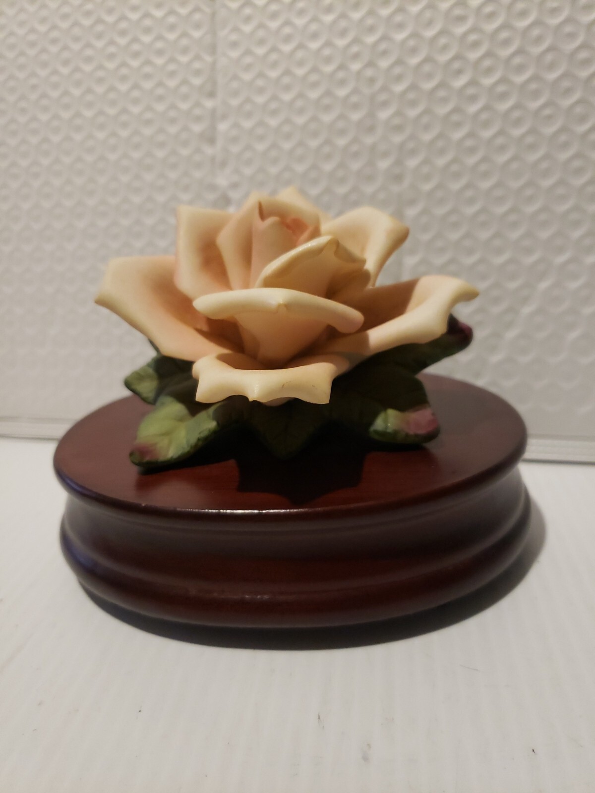 The San Francisco Music Box Company FLOWER Figurine. 4 X 5”