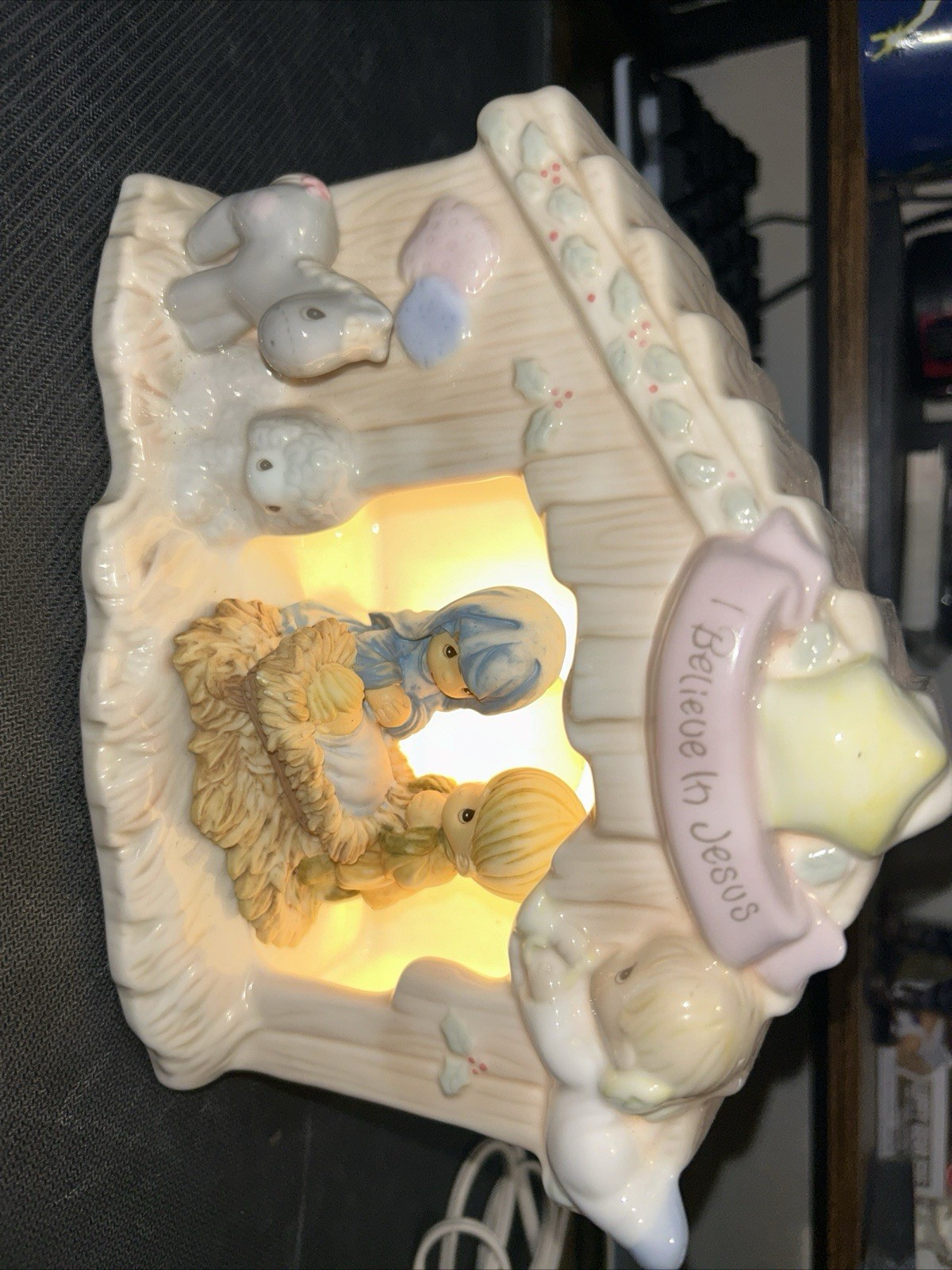 Enesco Precious Moments 1995 “I Believe In Jesus” Nativity Night Light