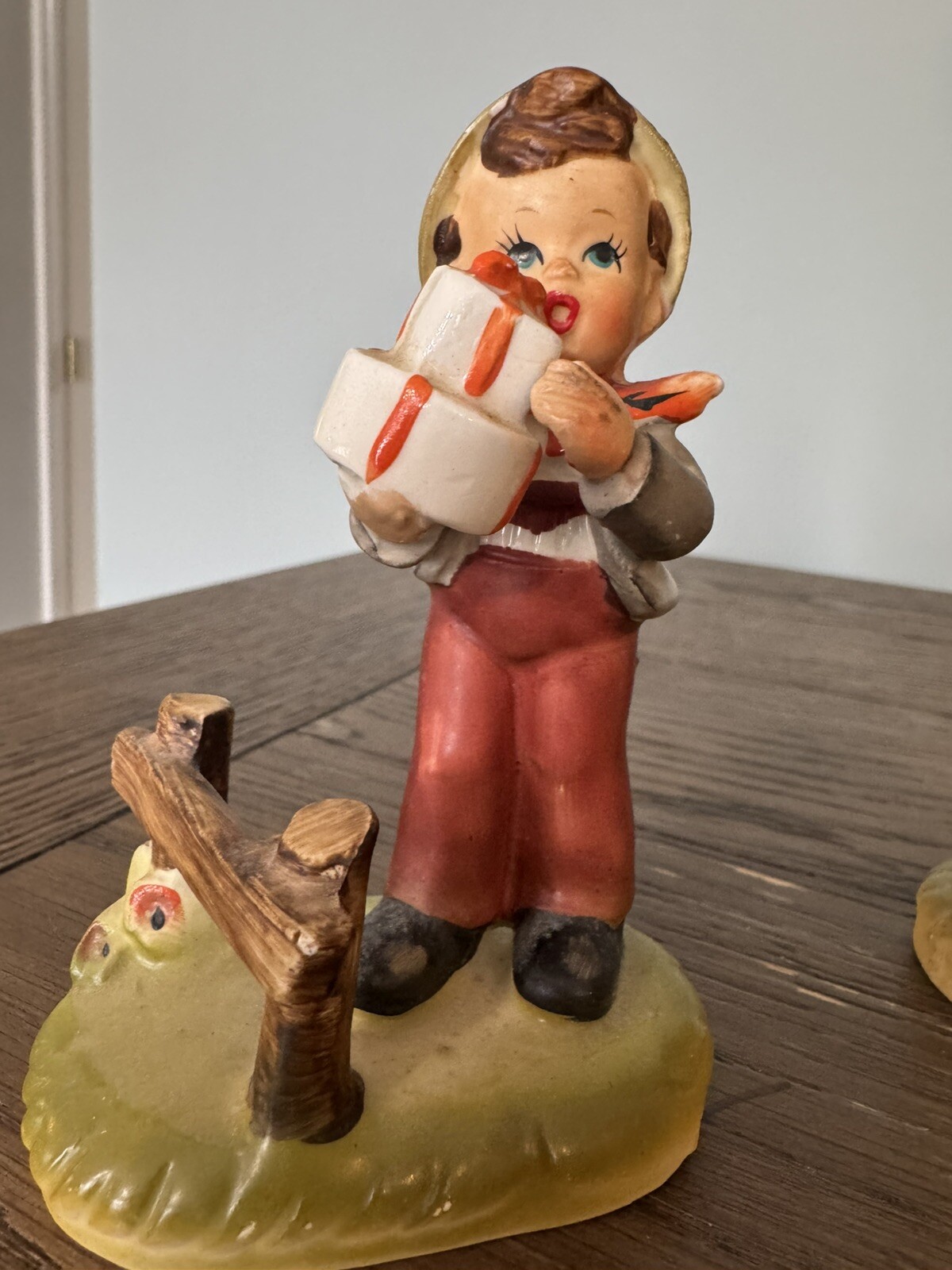 erich stauffer figurines Visiting Boy With Present And Girl With Sack