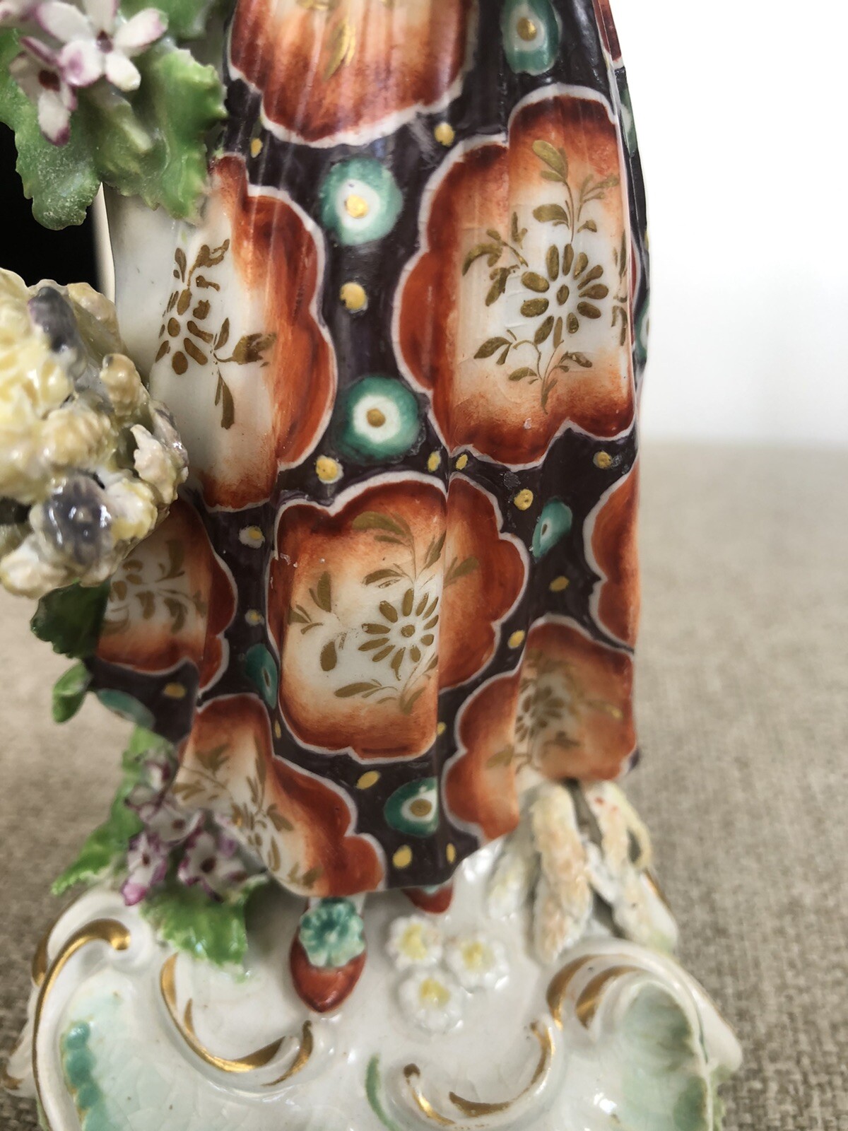 Circa 1752-1756 18 Century Red Anchor Chelsea England Porcelain Lady Figurine