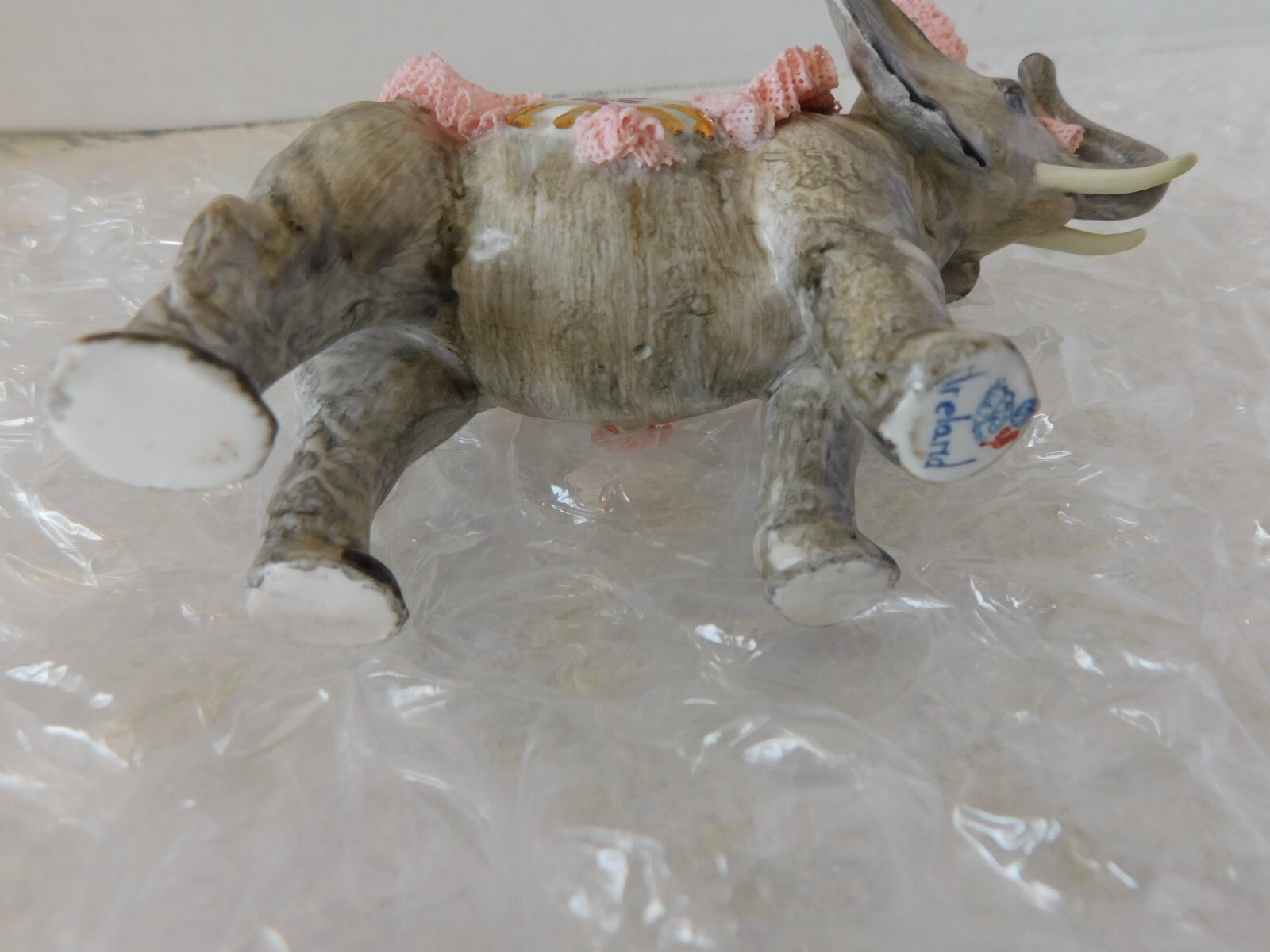 MULLER VOLKSTEDT IRISH DRESDEN FIGURE PORCELAIN LACE – CIRCUS ELEPHANT +BLANKET