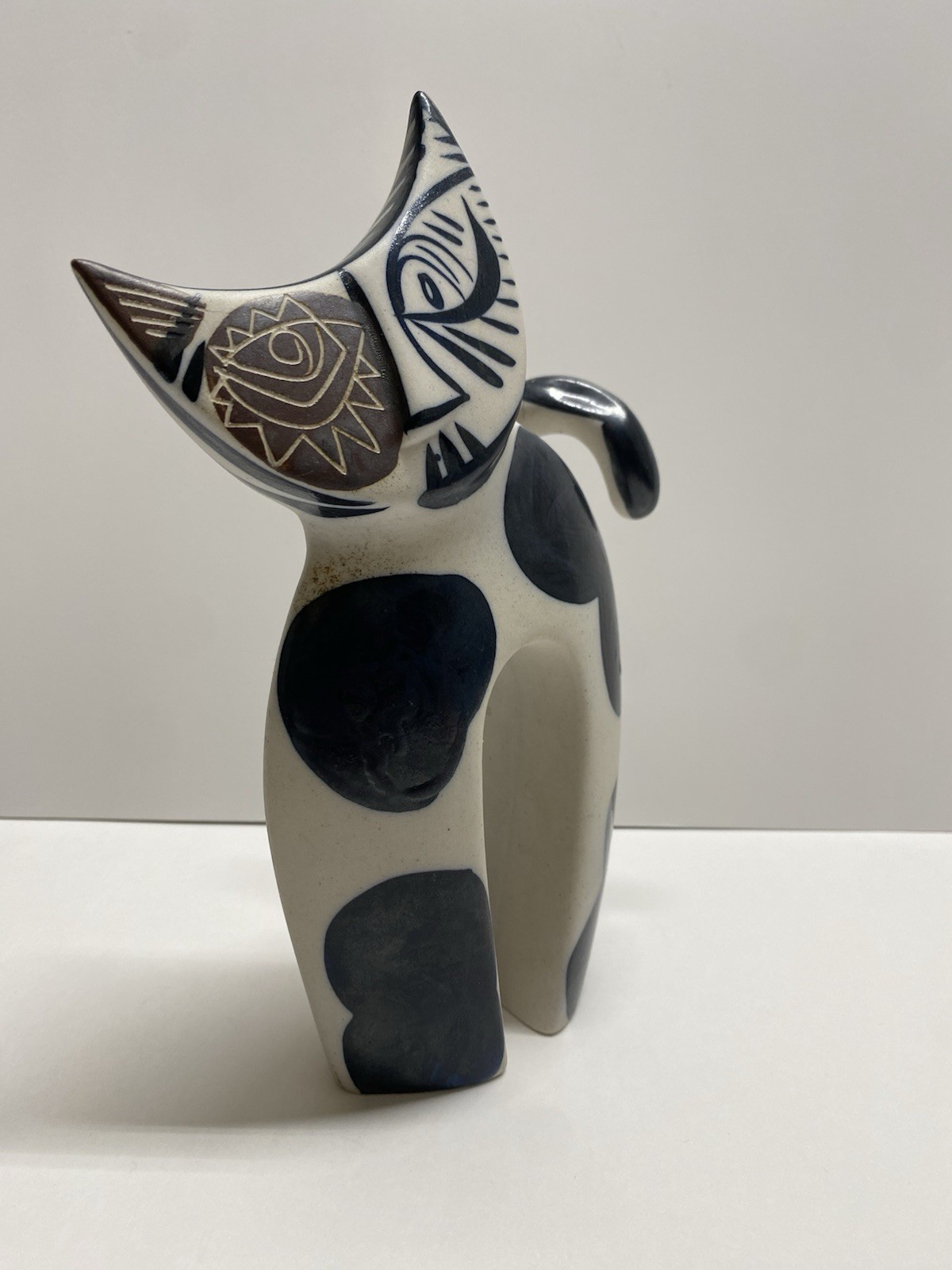 Spanish Picasso-Style Cubist Cat Abstract Ceramic Figurine by Otero Regal Signed