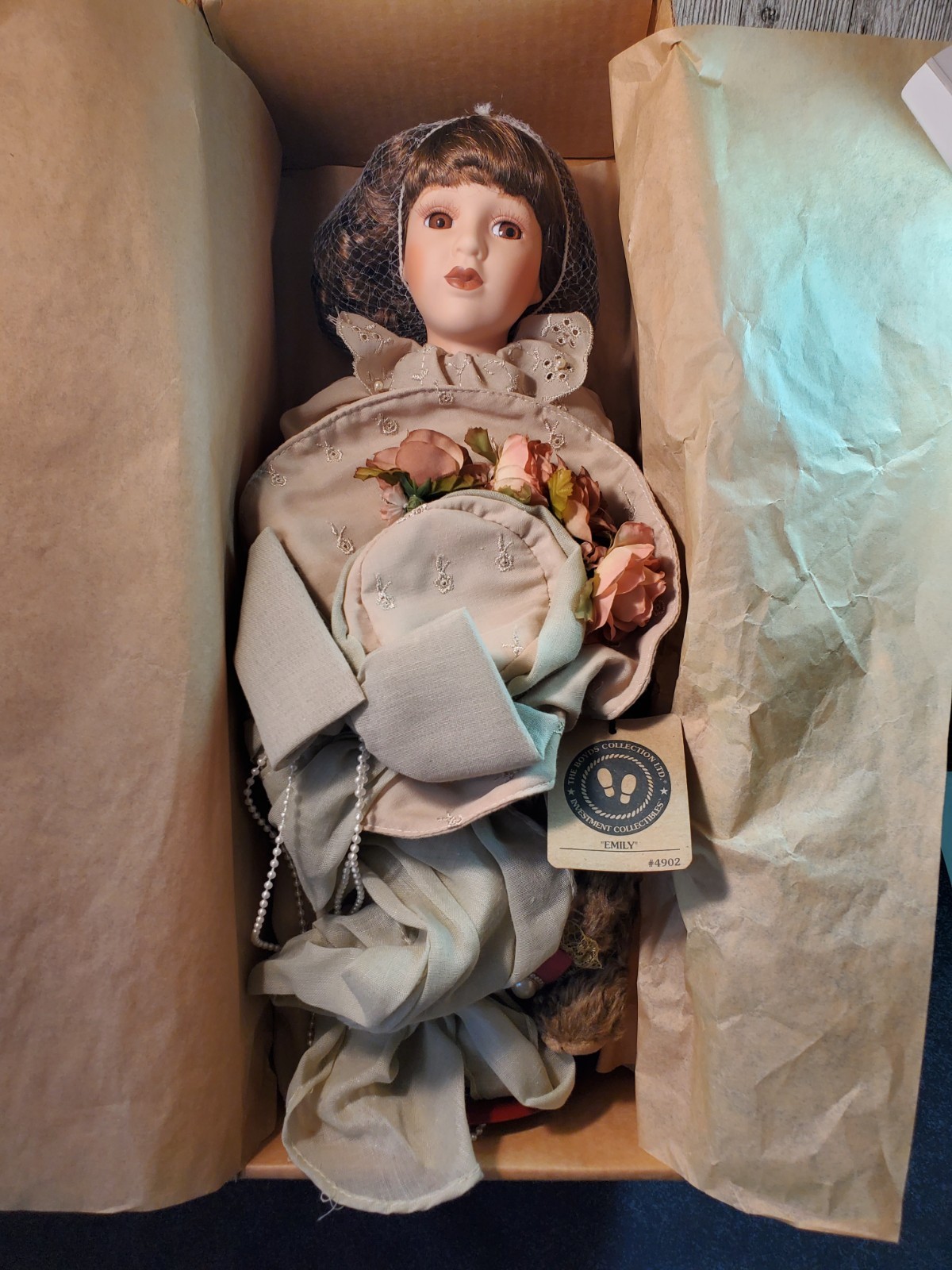 The Boyds Collection “Yesterday’s Child” “Emily” 4902 The Doll Collection New