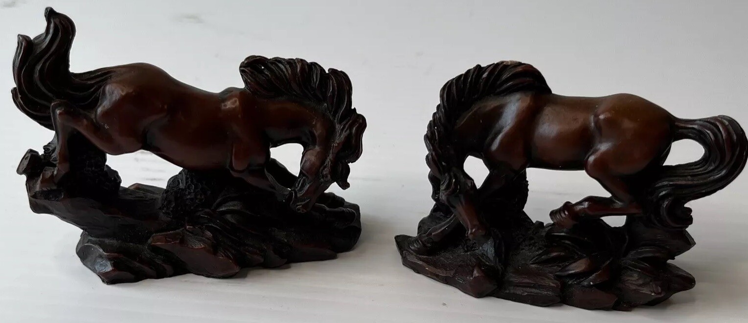 Vintage fine cast resin active horse sculpture Rosewood look 4″ Set Of 2