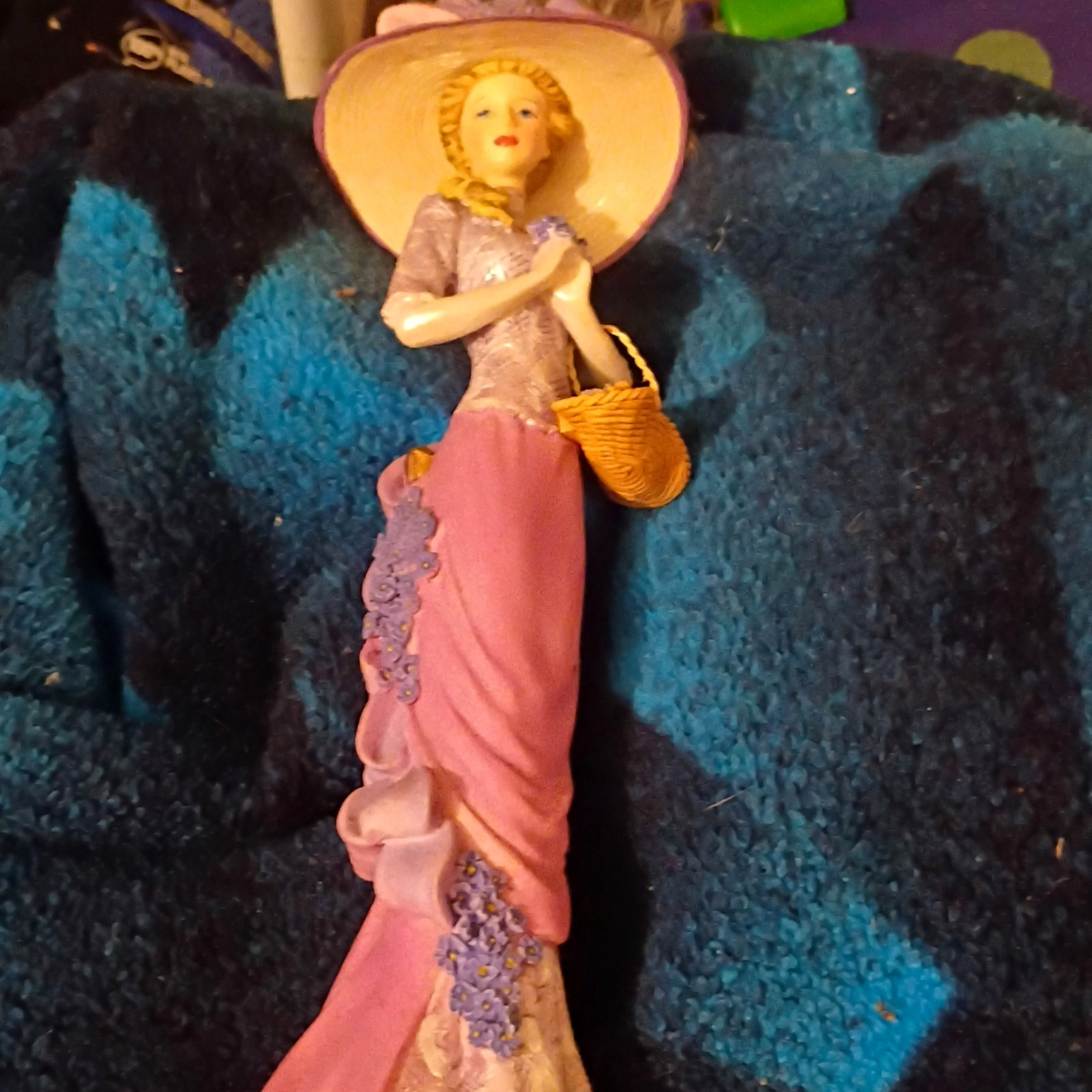 Thomas Kinkade Caring Companion Figurine Limited Edition Resin 10 in