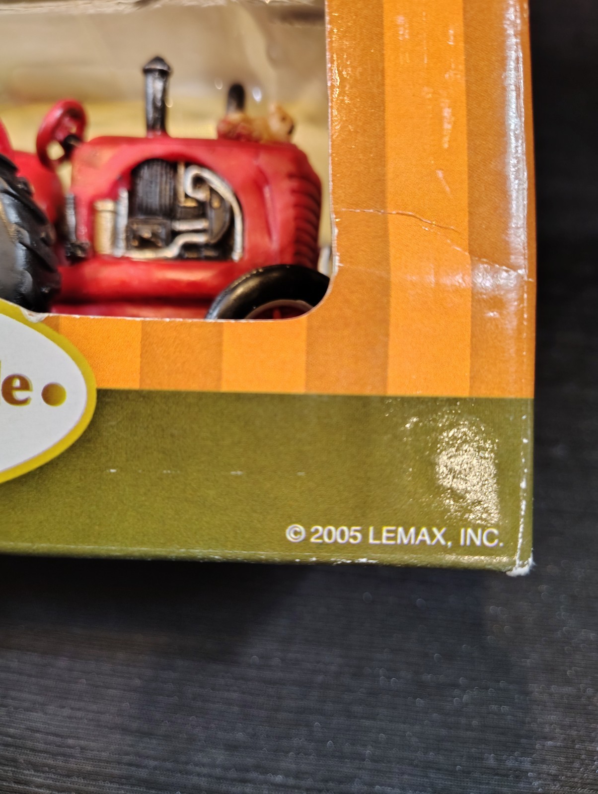 VTG, 2005, Lemax, Village Collection, “The Old Tractor” Table Accent, Retired