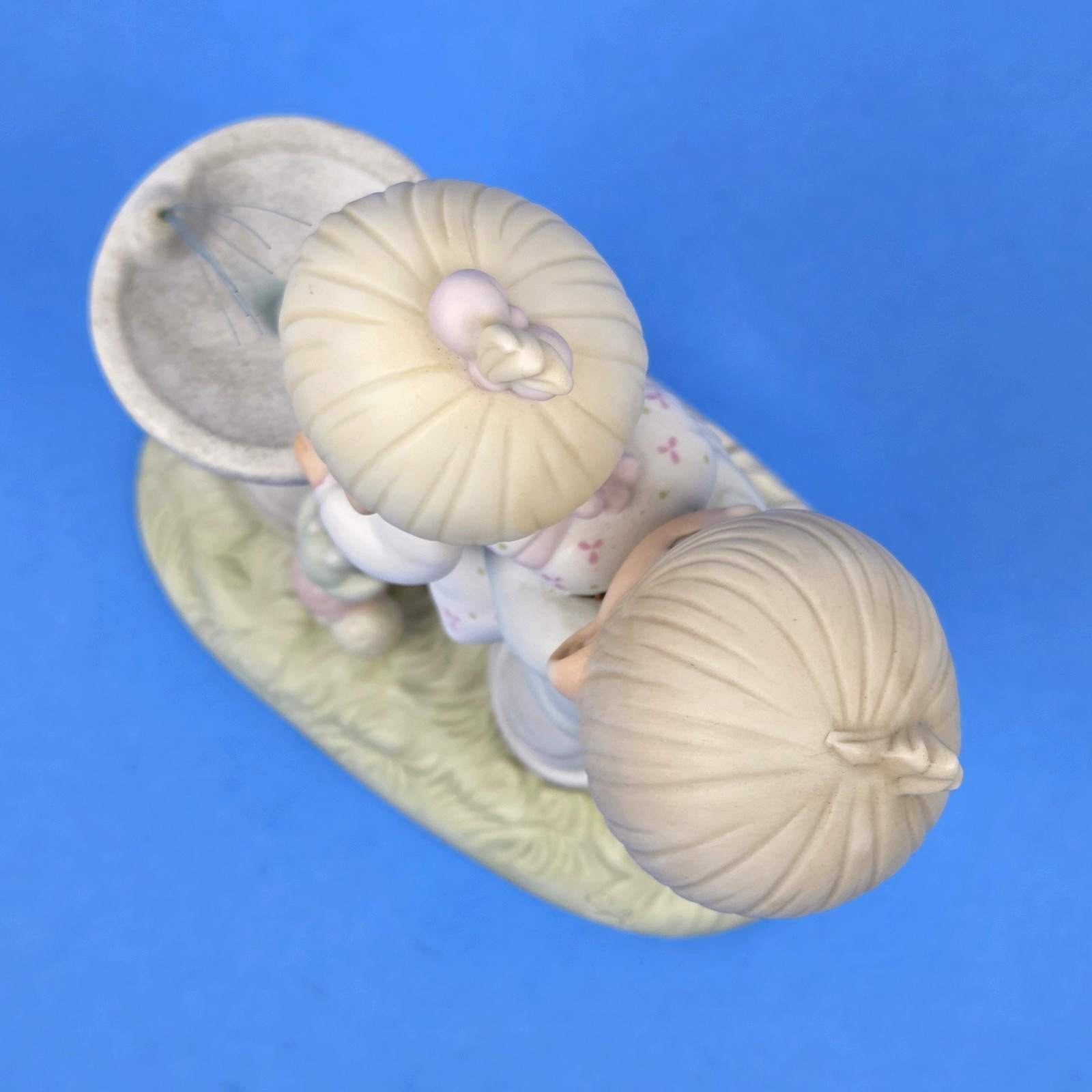Precious Moments “Your Love Is So Uplifting” Figurine