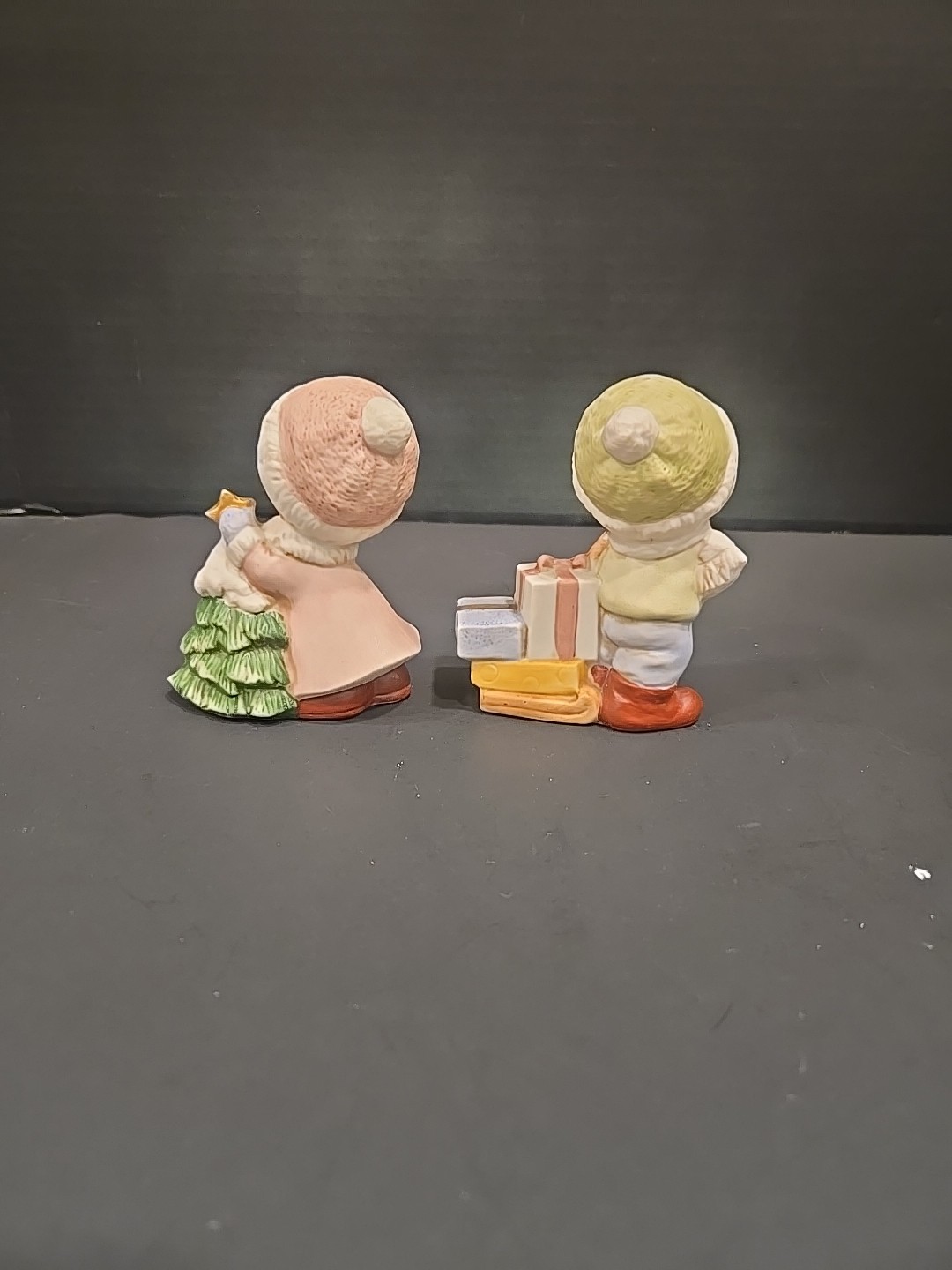 Homco Figurines Boy Gifts Girl Christmas Tree 5556 Vintage