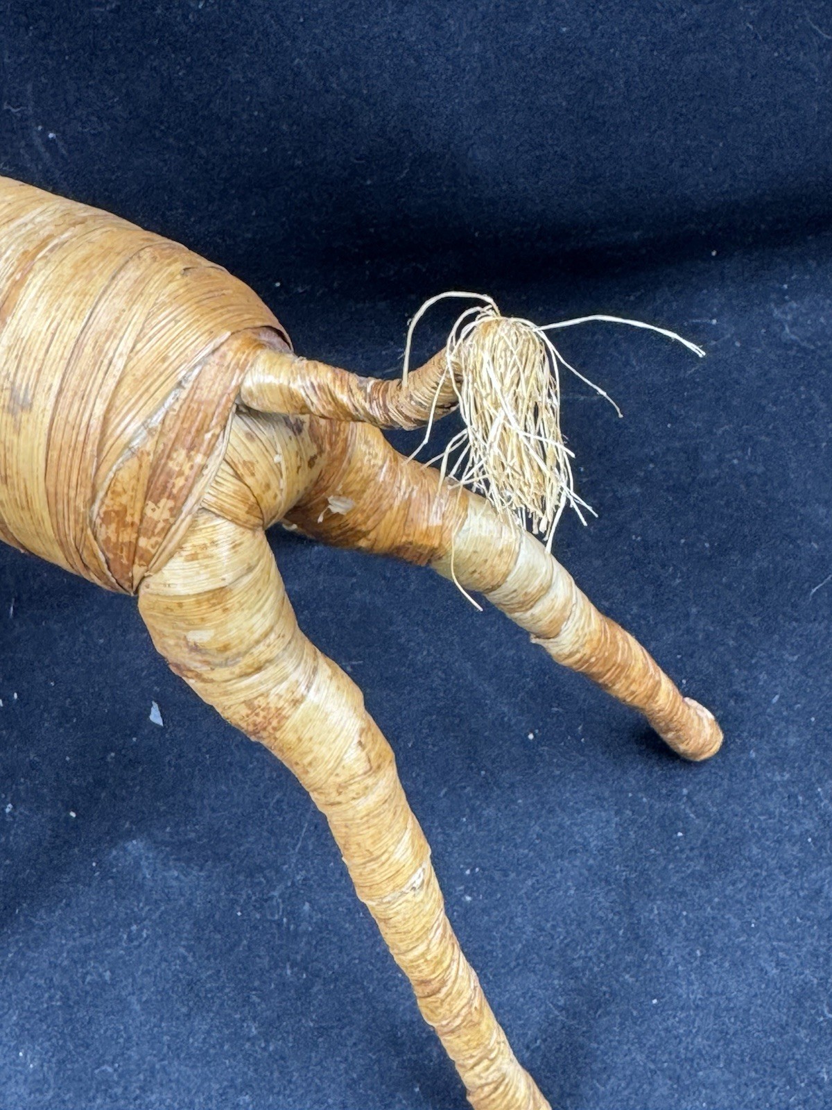 Banana Fiber Raffia Grass Kenya Africa Hand Made Giraffe Figure 12” T X 9” W