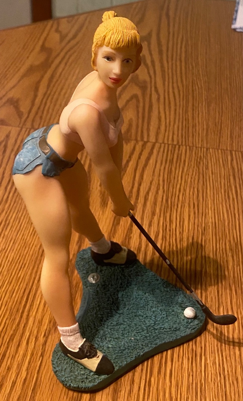 SIMON LAURENS 2000 Sexy Pinup Golf Statue Figurine Collectible