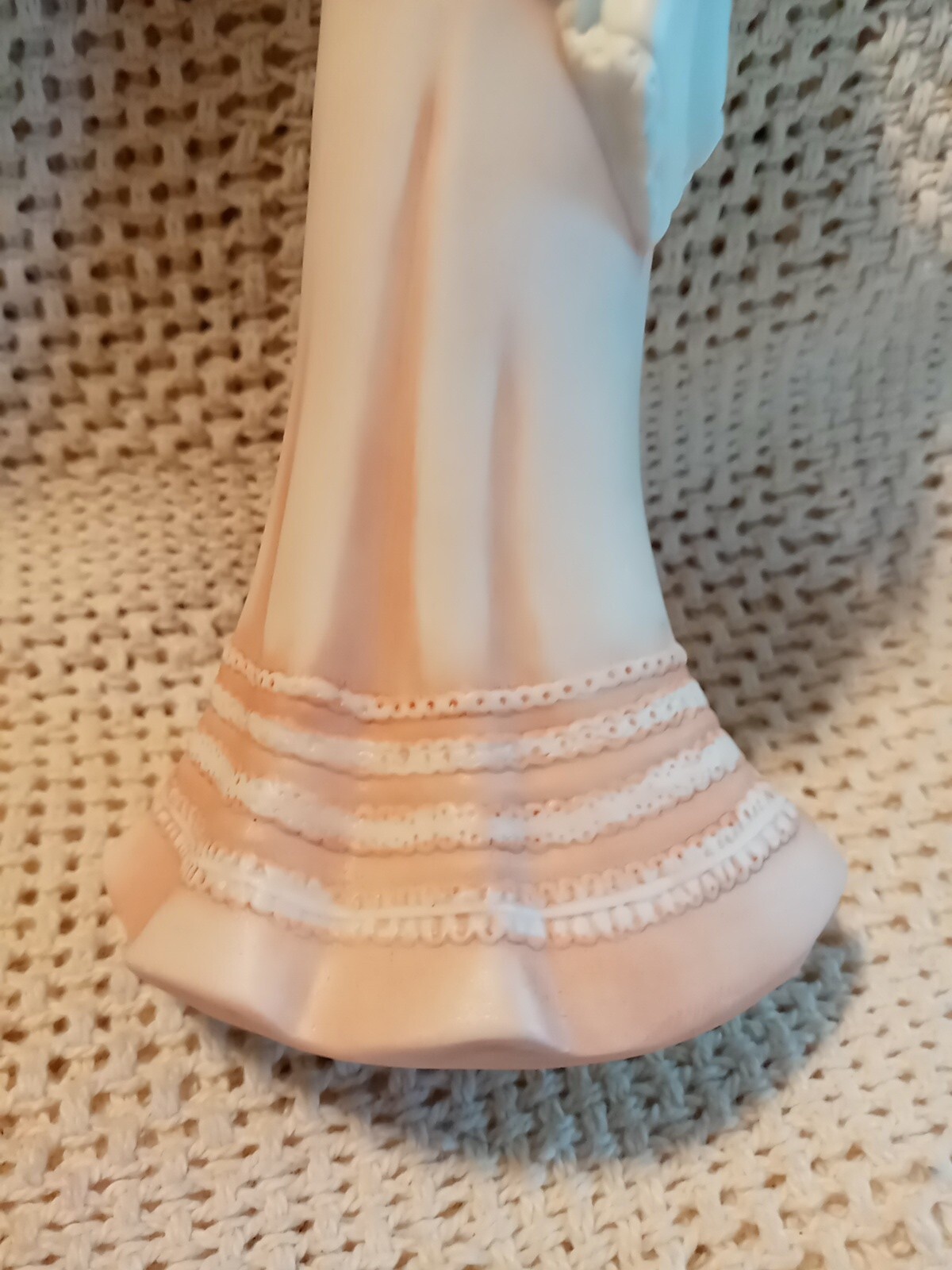 EHW Enterprises,Inc. Mother &New Born Musical Fig.By San Francisco Music Box Co.