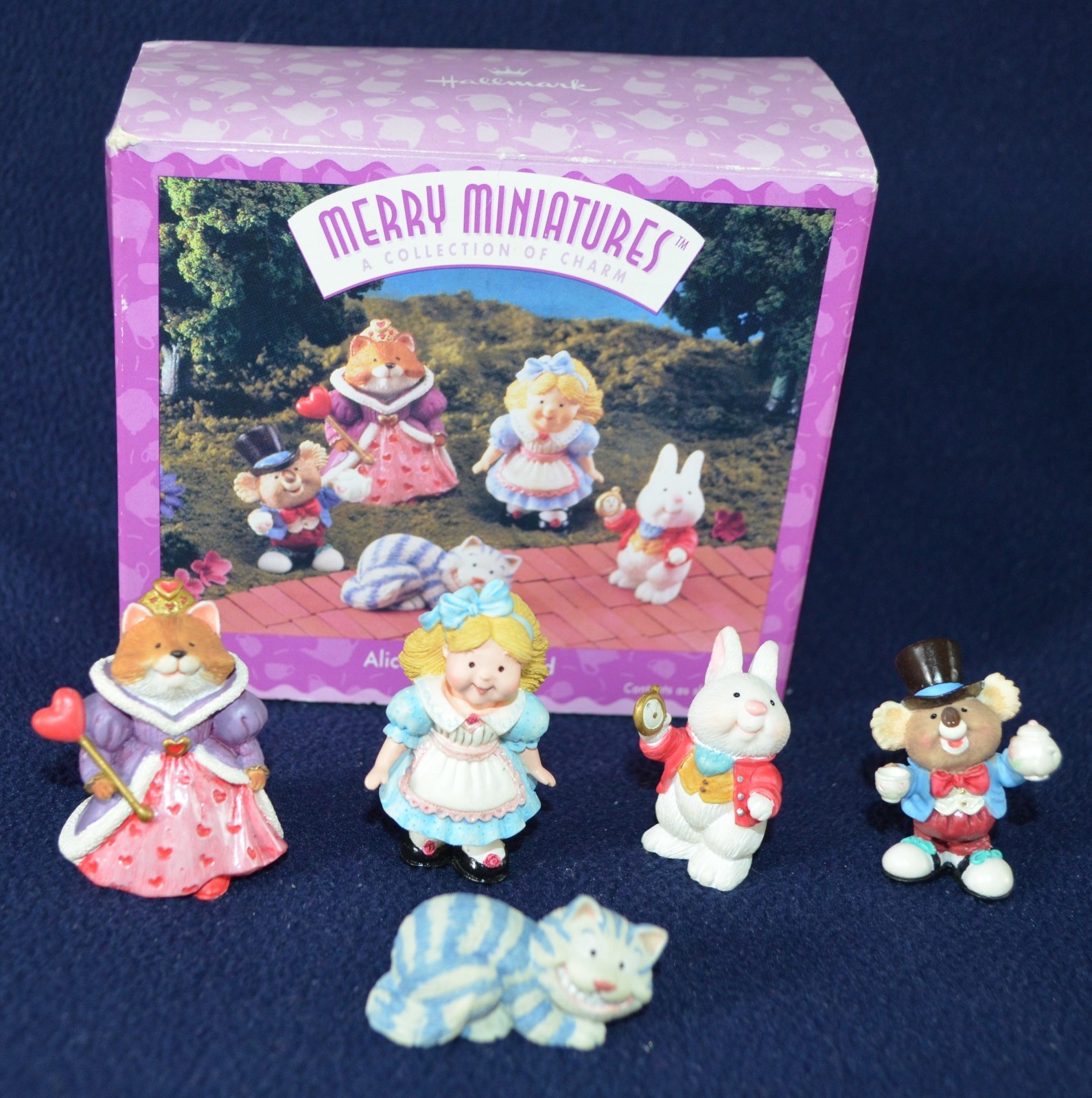 Hallmark 1996 Merry Miniatures Alice in Wonderland 5 piece set complete in box