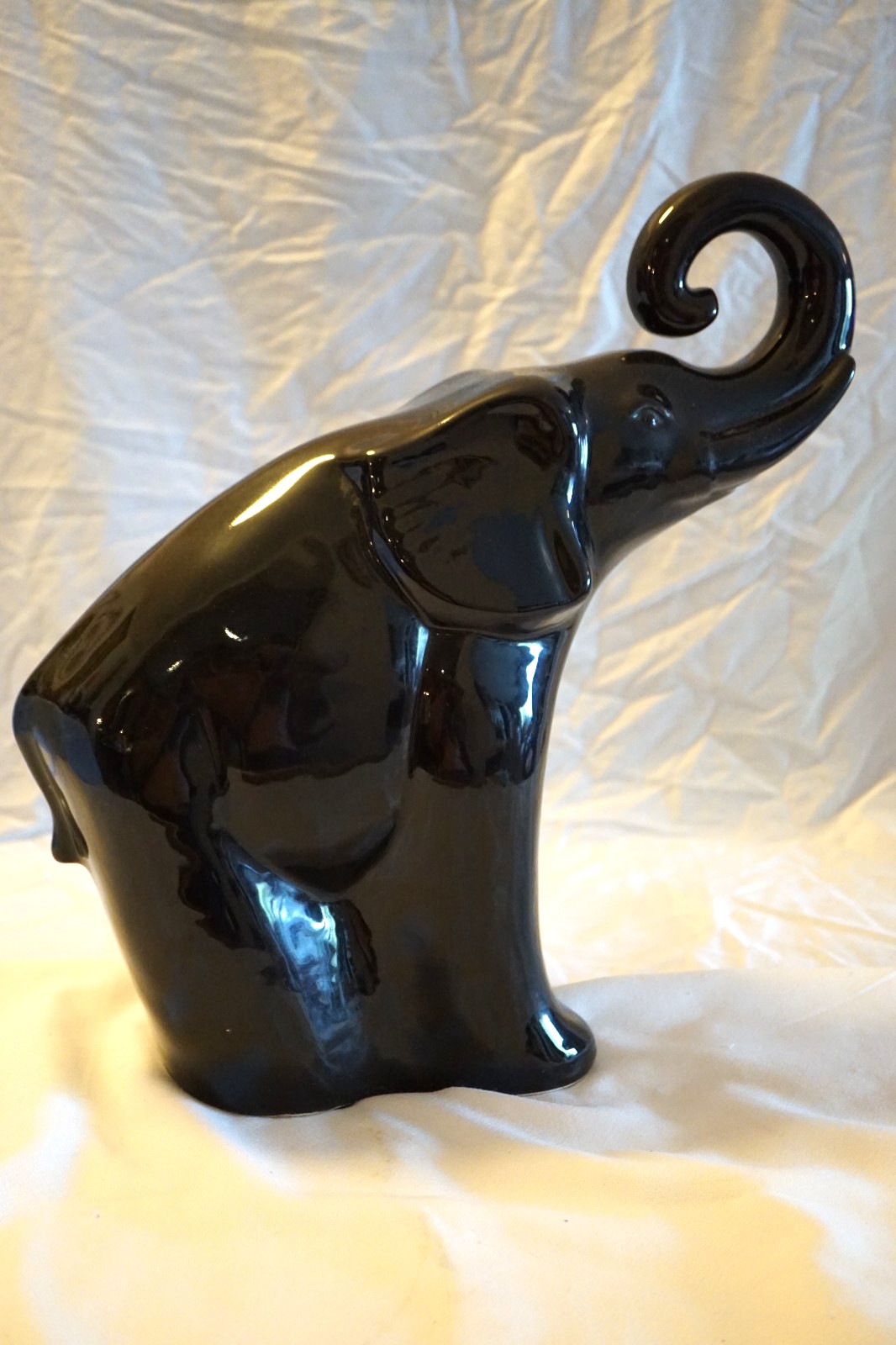HAEGER LARGE CERAMIC SHINY BLACK ELEPHANT STATUE 17″ TRUNK UP #450