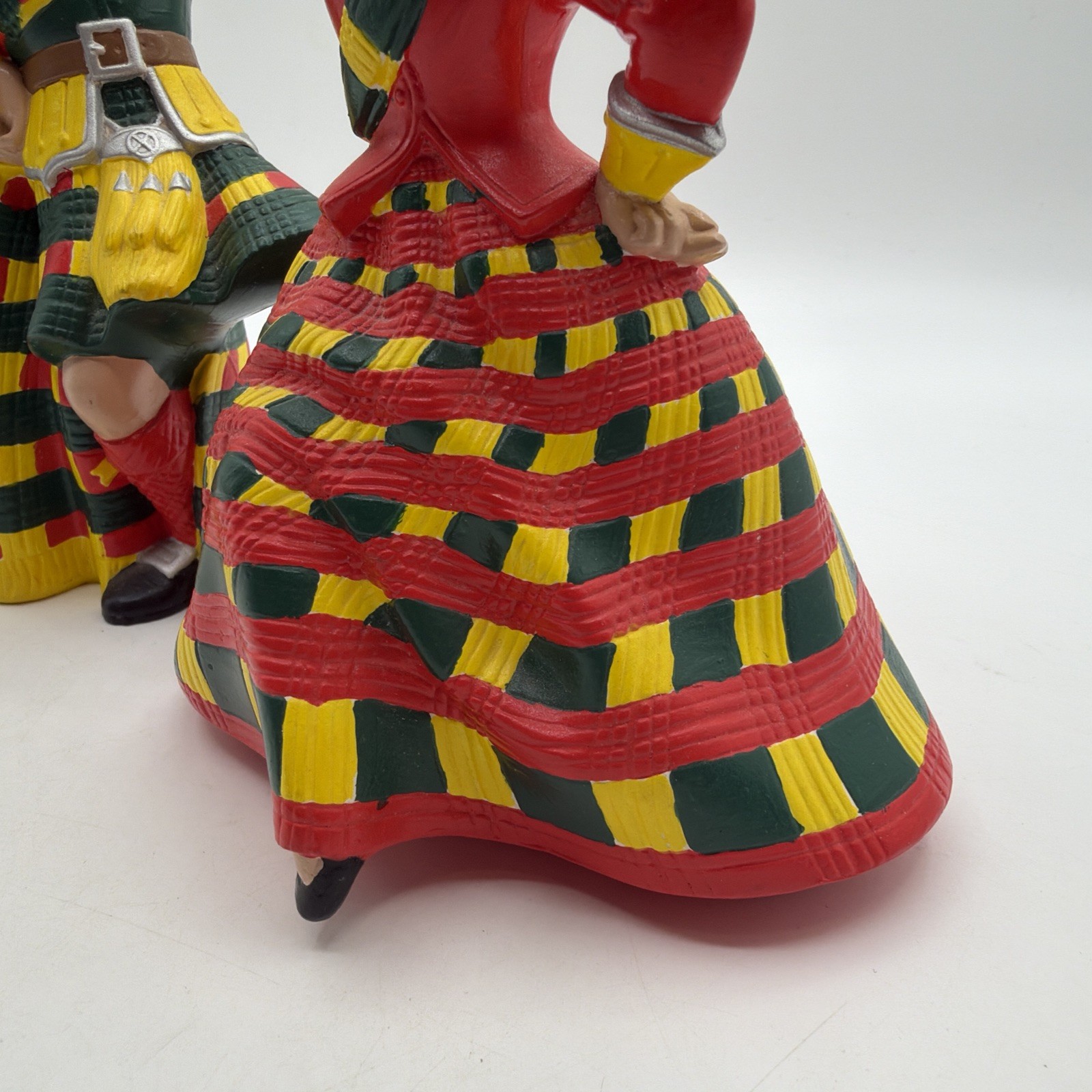 Vintage Mid-Century HOLLAND MOLD Highland Scottish Dancers Boy & Girl Figurines