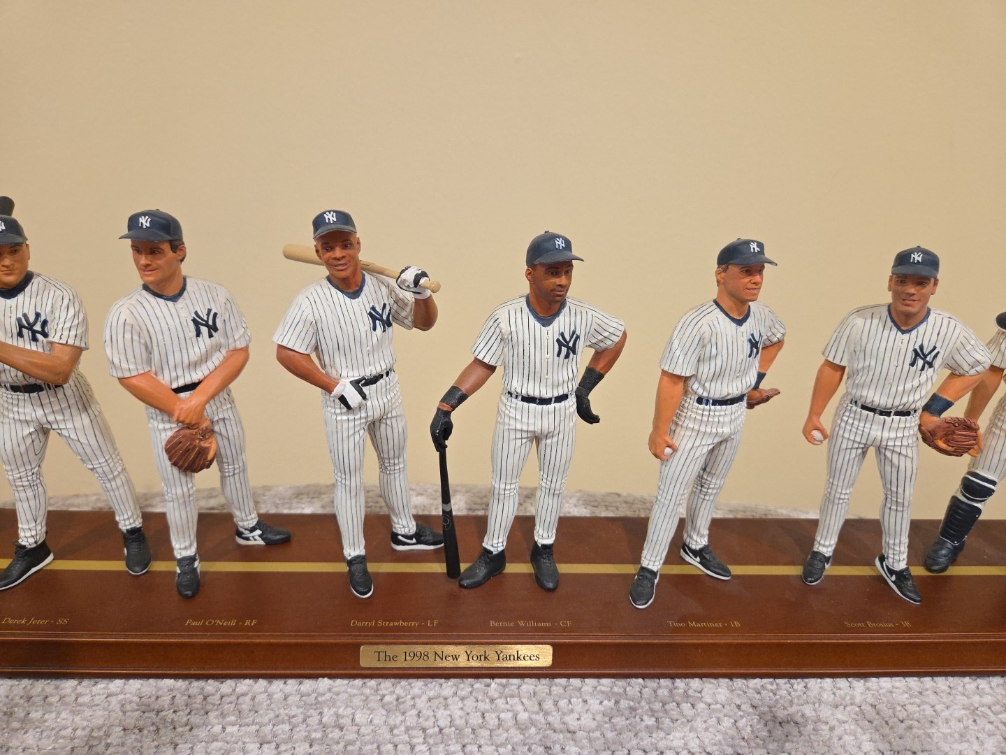 DANBURY MINT 1998 NEW YORK YANKEES TEAM LINE UP 10 FIGURE SET COLLECTIBLE VNTAGE