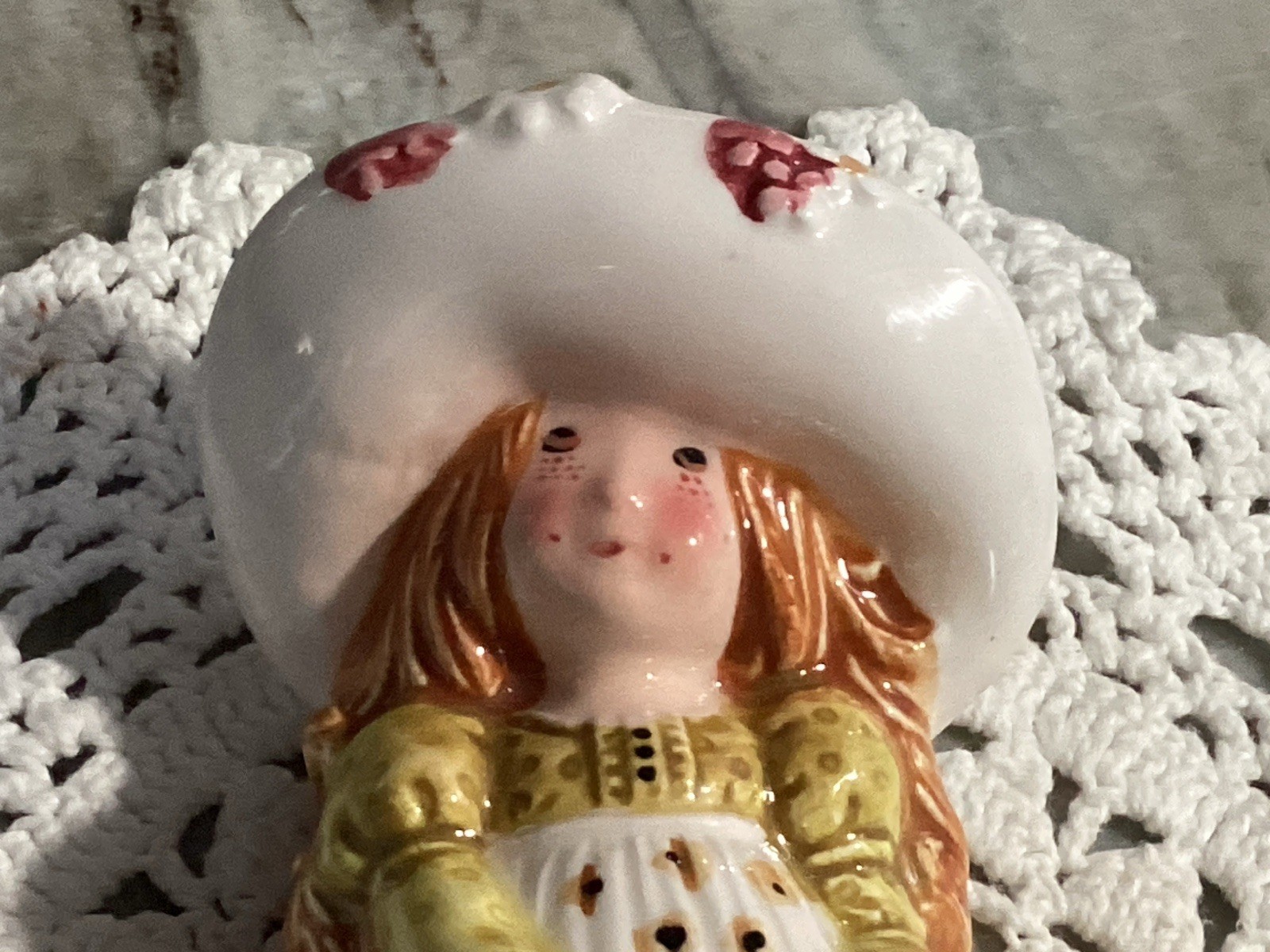 VTG Holly Hobbie Type Figurine 1971-VGC-American Greetings Corp