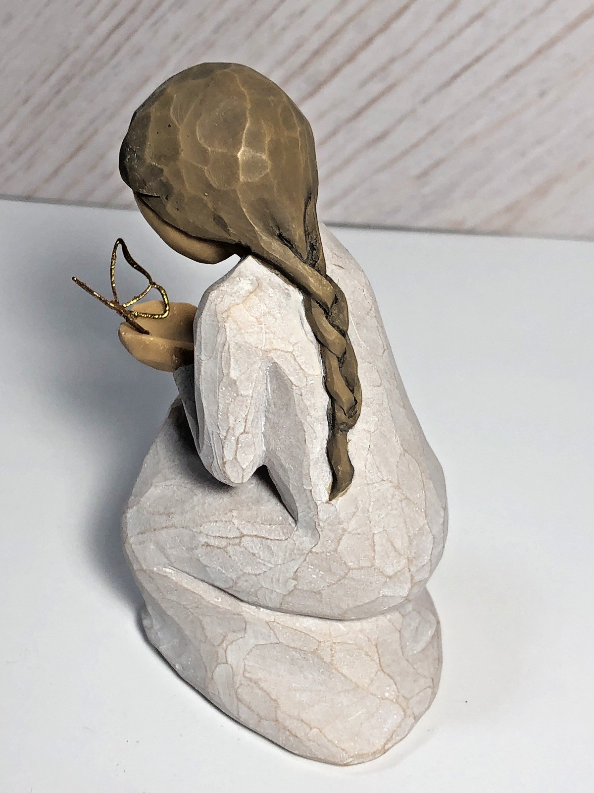 Willow Tree QUIET WONDER Girl w/ Butterfly Figurine 3″ by Susan Lordi 28025 NEW