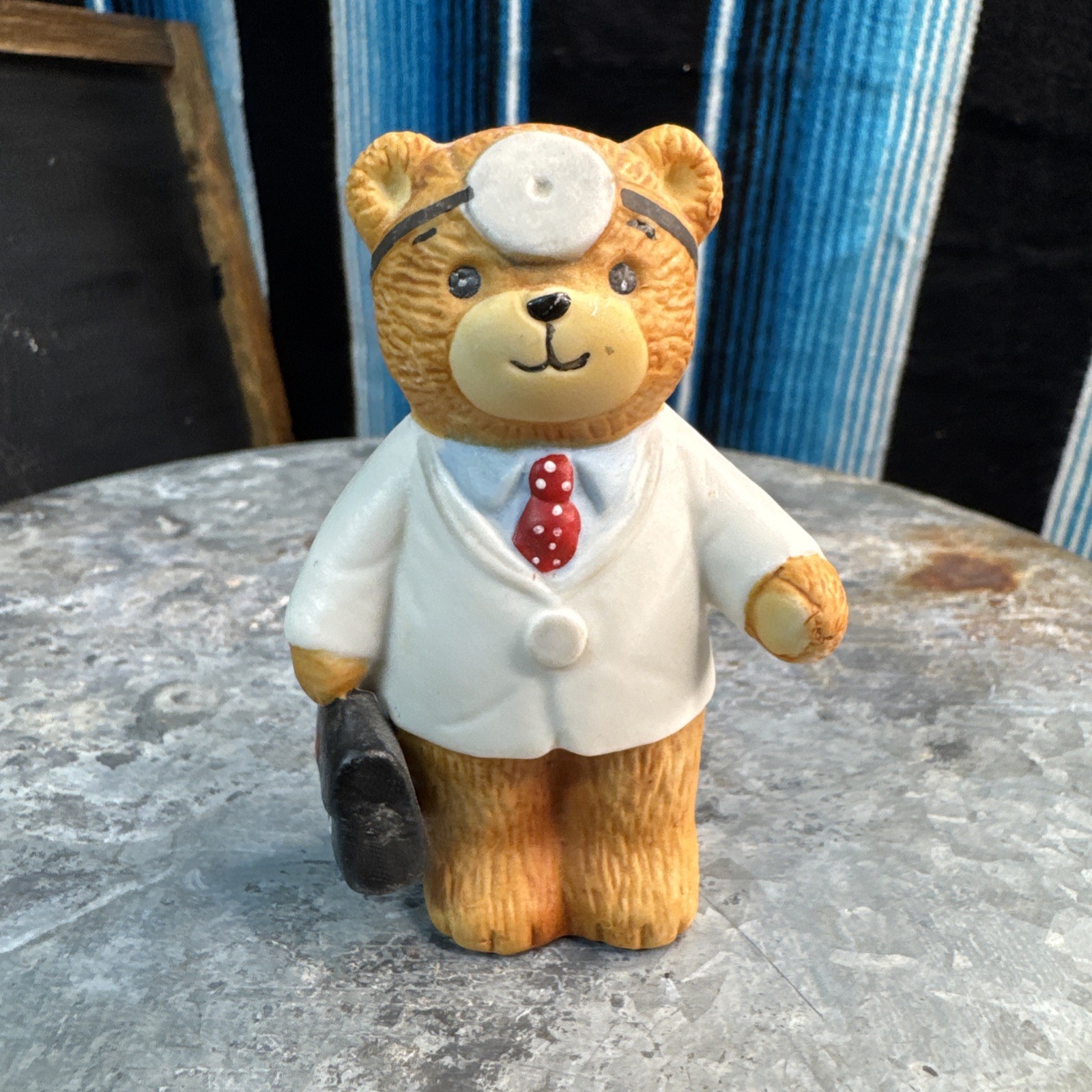 VTG 1980 Enesco Lucy & Me Doctor MD Bear By Artist Lucy Rigg -EUC