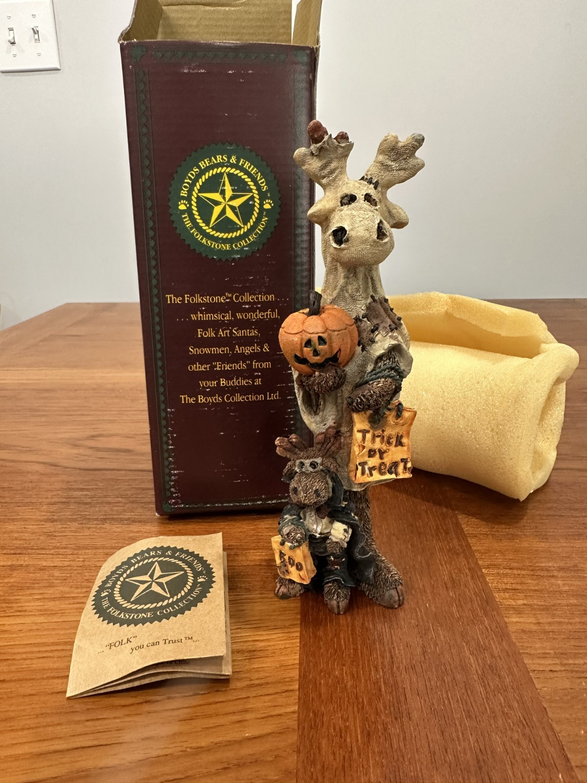 Boyds Bears Folkstone Boowinkle Vonhindenmoose Ghost Figurine 2831 Box COA 1995
