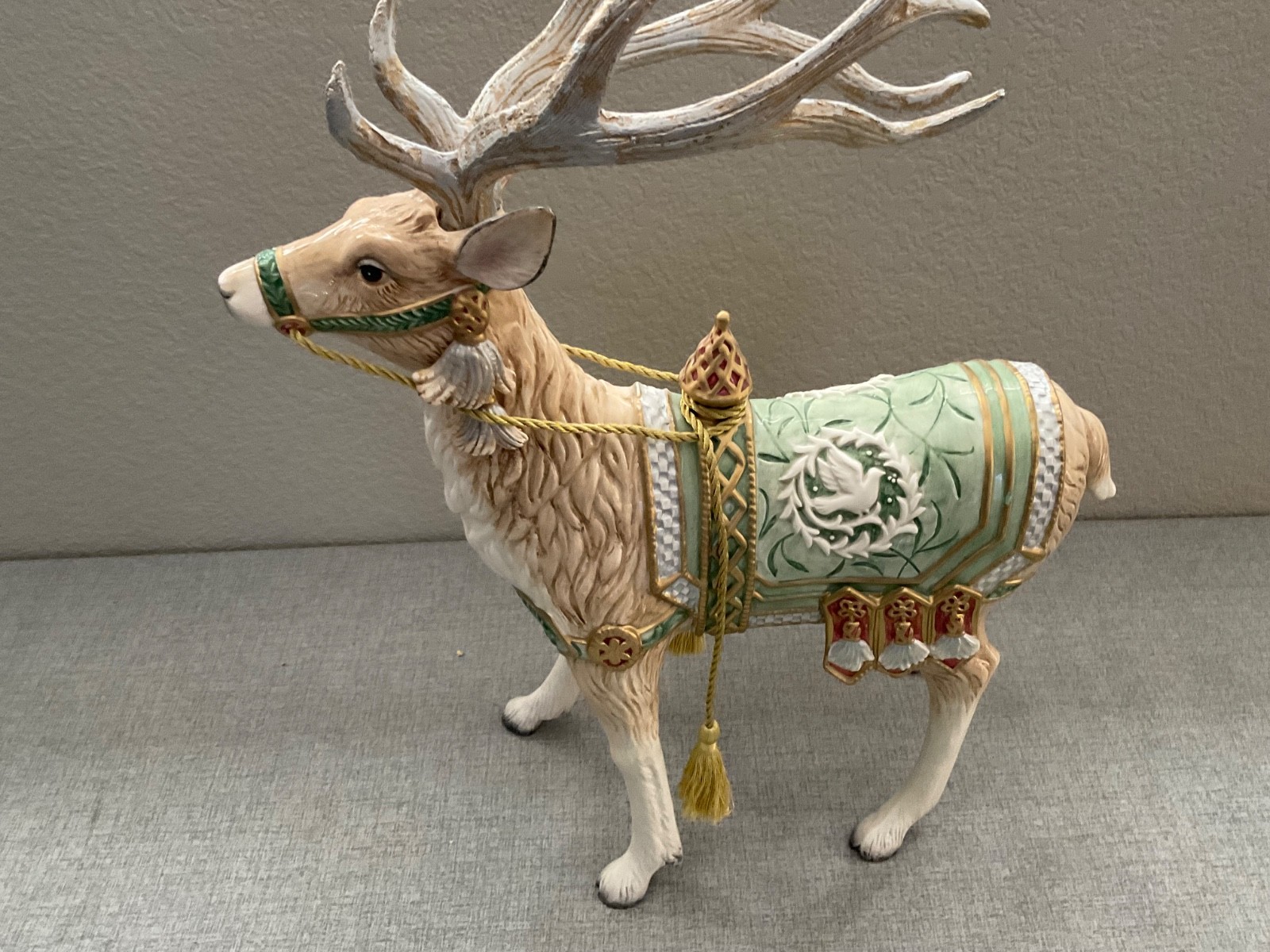 Reindeer LARGE Fitz & Floyd Classics Gregorian Collection Ceramic Figurine