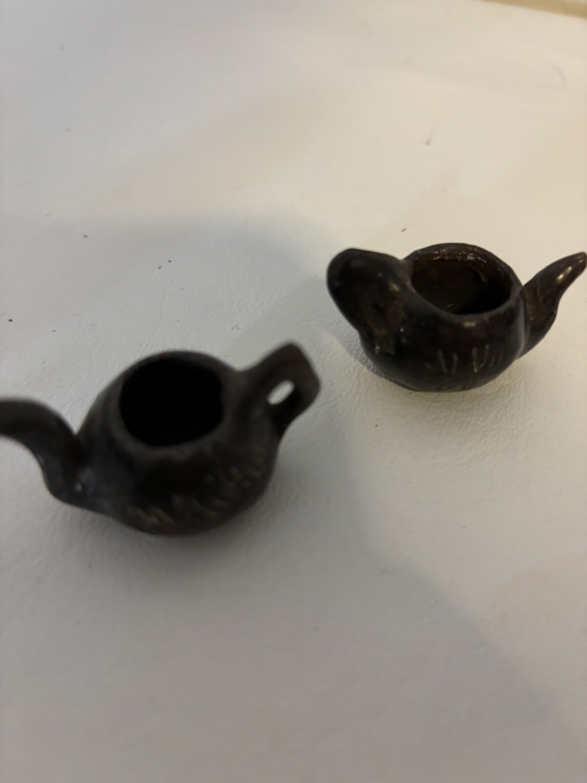 Vintage Set of 7 Black Clay Miniatures; Pitchers, Animal, Pan Cup -Chile (1990s)