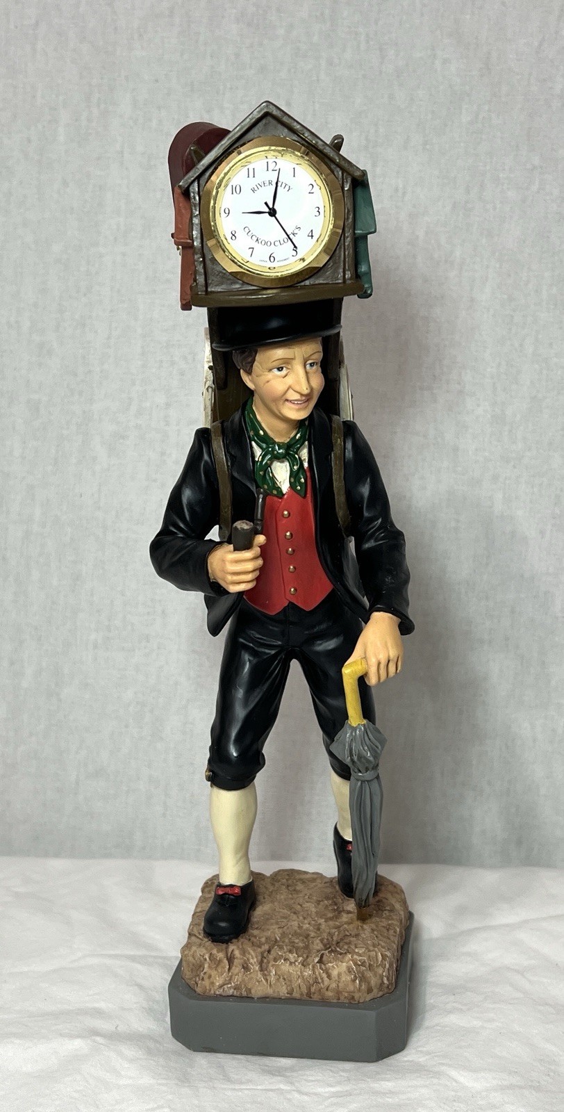 VINTAGE NEW BLACK FOREST CLOCK PEDDLER STATUE FIGURINE LIMITED EDITION RARE WOW!