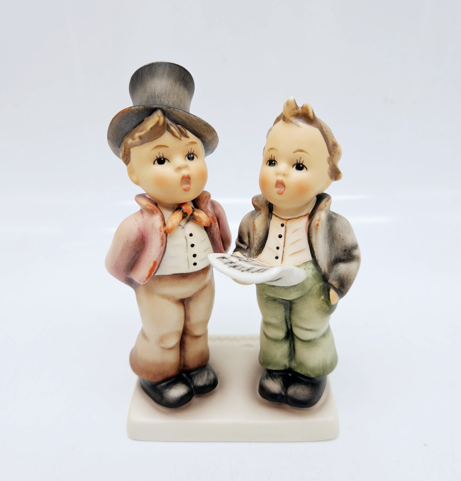 Hummel Goebel Duel Boys Choir Ceramic Figurine 5″ TMK 6