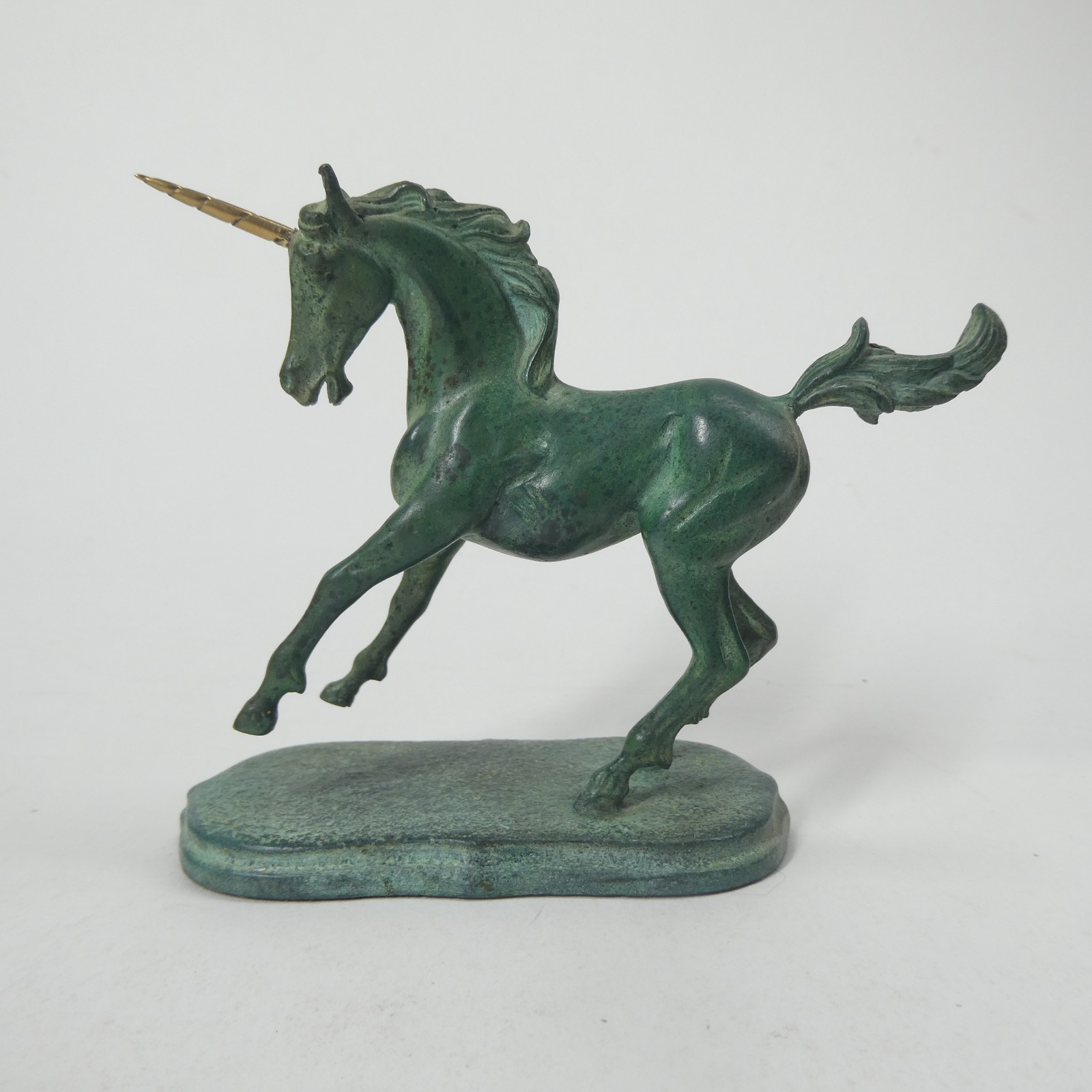 Franklin Mint Collector’s Treasury of Unicorns Set of 11 Figurines Vintage