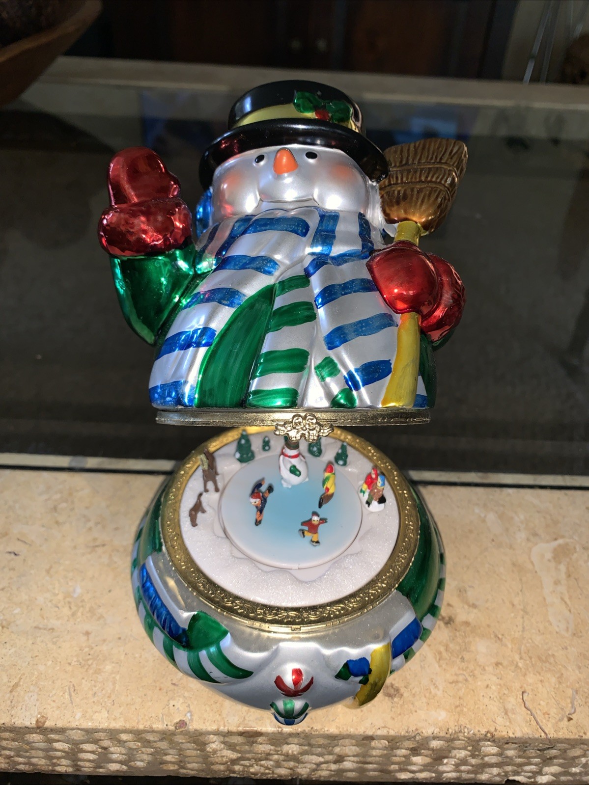 2018 Jim Shore White Woodland Snowman Animated Porcelain Music Box Works