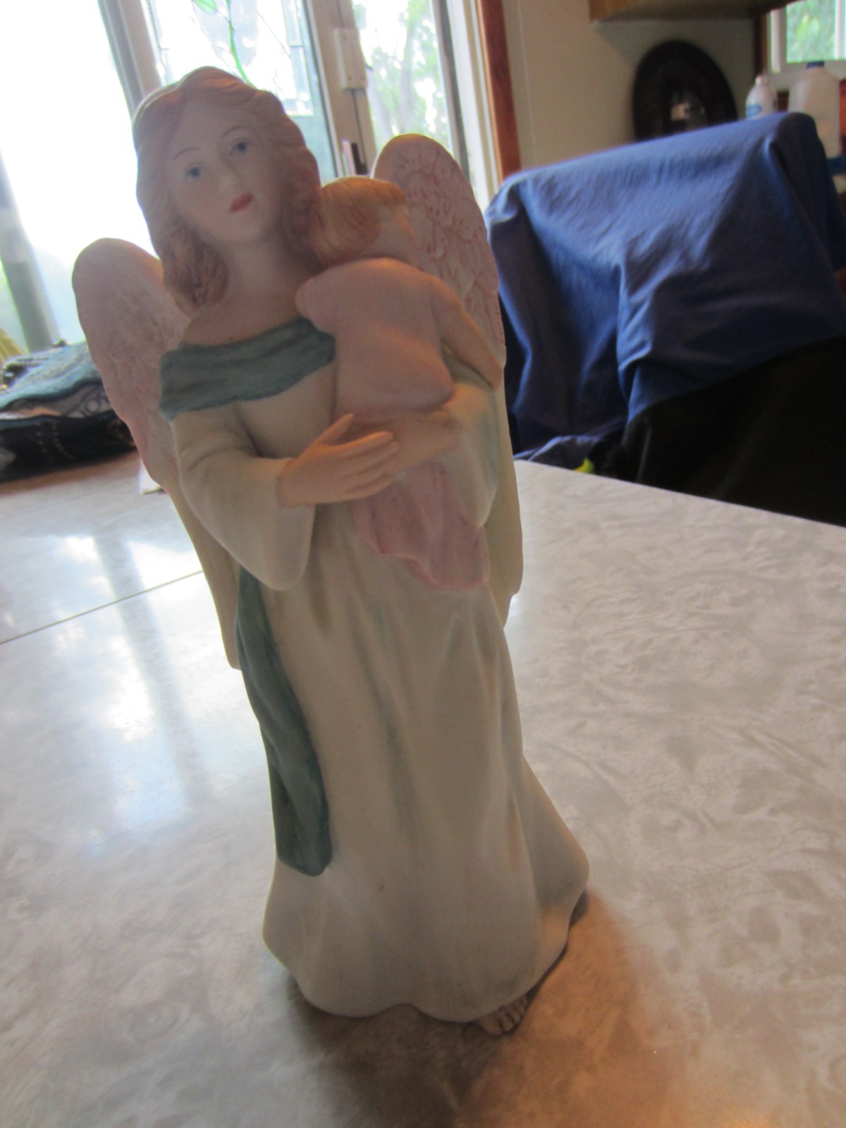 NWT Homco porcelain #1434 Medium size angel mother holding baby HOMCO